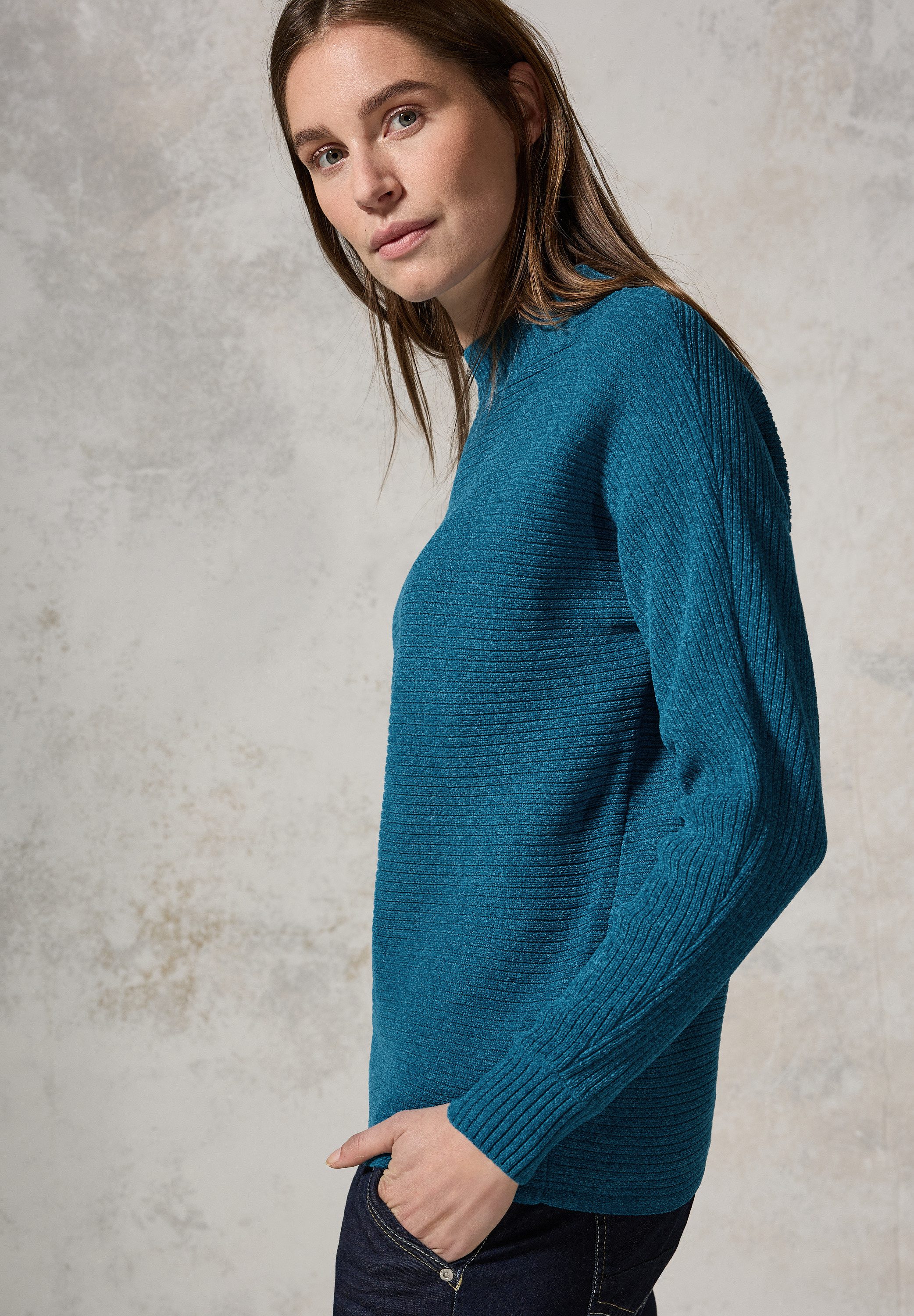 Stehkragenpullover