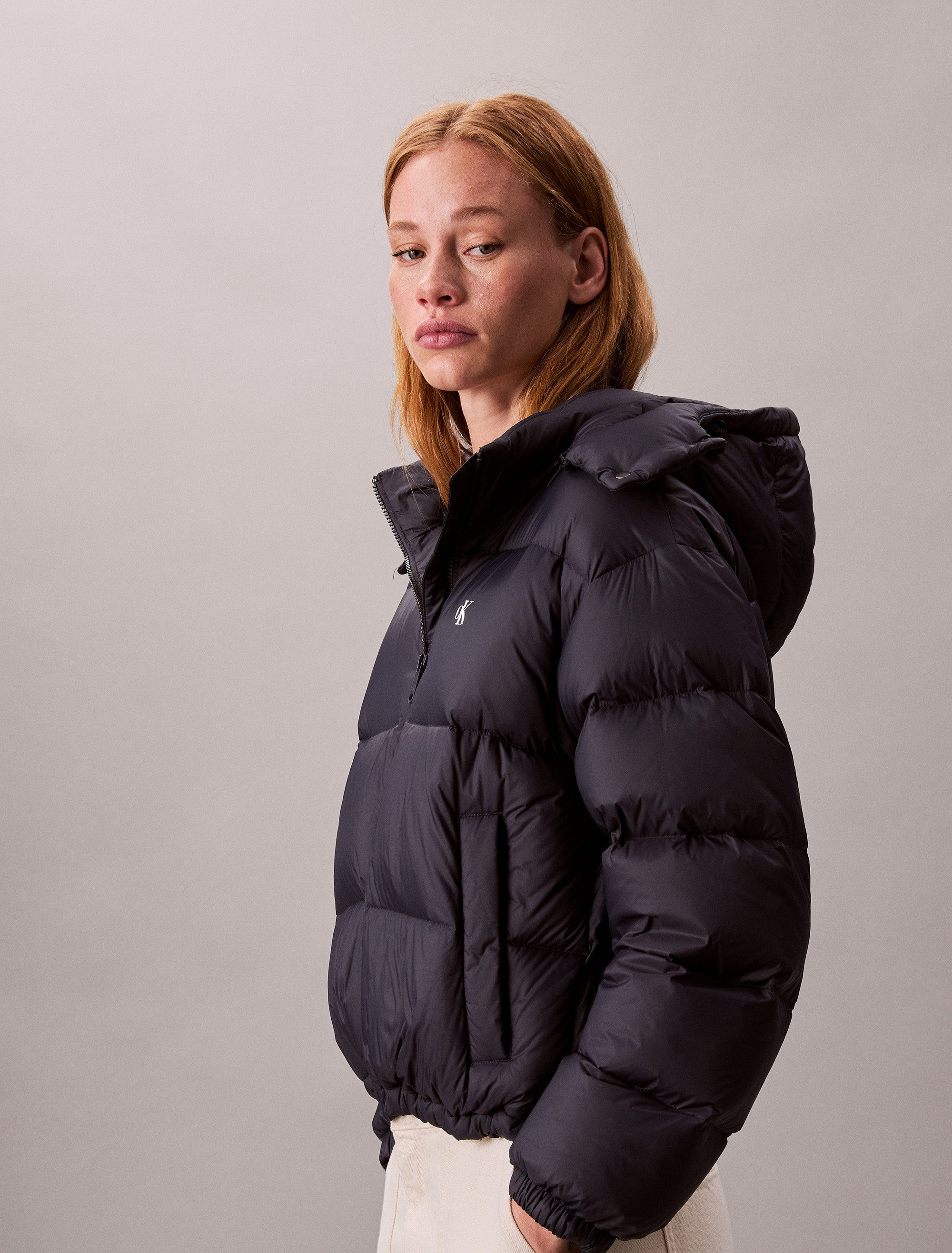 Calvin Klein Jeans Steppjacke ESSENTIAL MIDWEIGHT PUFFER JACKE Mit Rundhalsausschnitt, regular fit