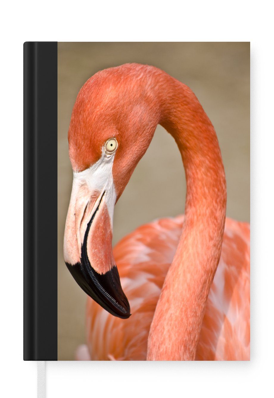 MuchoWow Notizbuch Eine Nahaufnahme eines Flamingos in Ruhe, Journal, Merkzettel, Tagebuch, Notizheft, A5, 98 Seiten, Haushaltsbuch