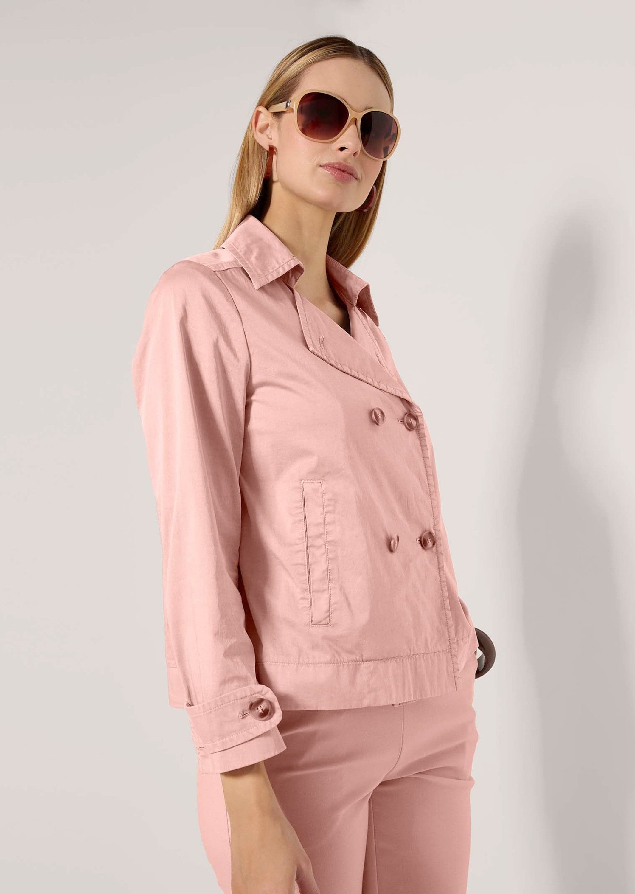 MADELEINE Trenchcoat Modischer Kurztrench im Used-Look Uni-Design mit markantem Reverskragen und Zweireiher