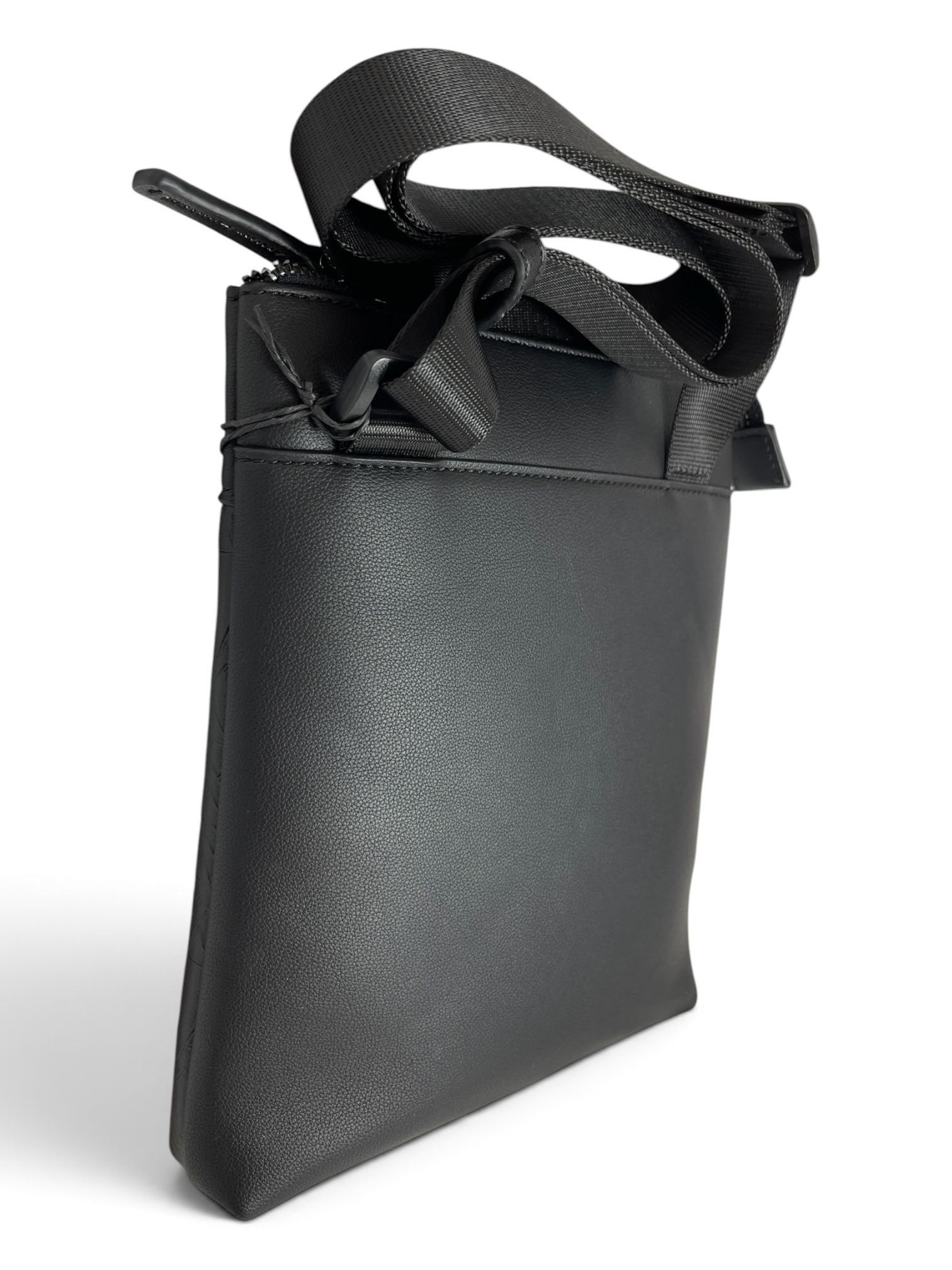ARMANI EXCHANGE Messenger Bag