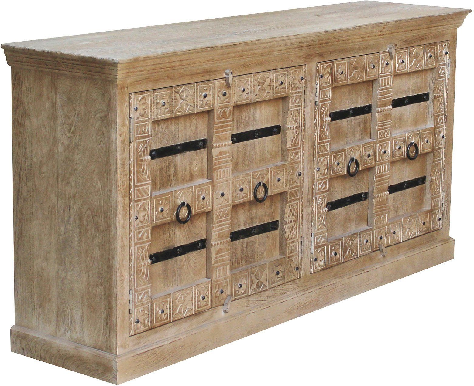 SIT Sideboard Daipur, mit aufwändigen Schnitzereien versehen
