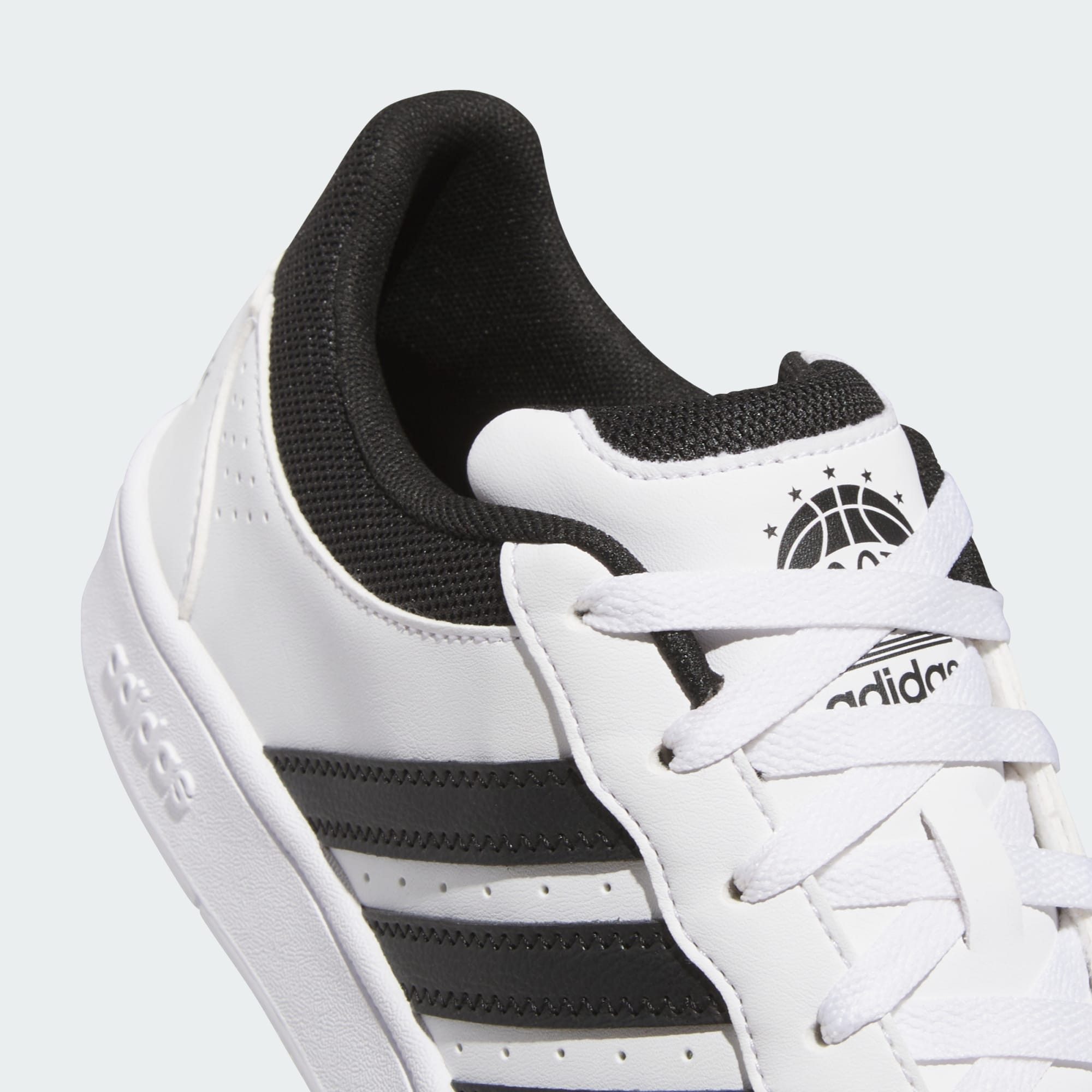 adidas Sportswear HOOPS CLASSIC SCHUH Basketballschuh (1-tlg)