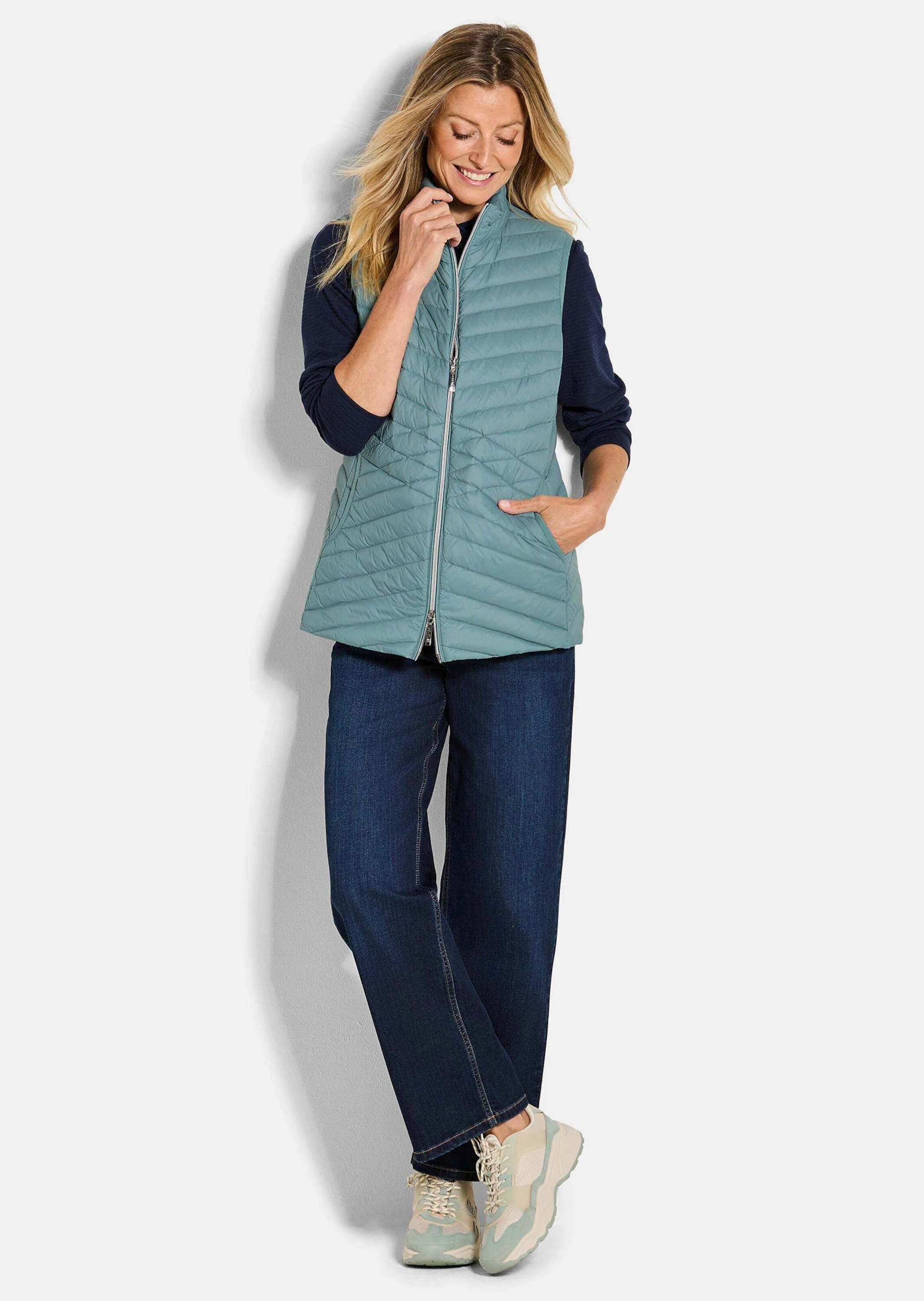 GOLDNER Kurzweste Taillierte Daunenweste, leicht gefüttert Hüftbedeckende W günstig online kaufen