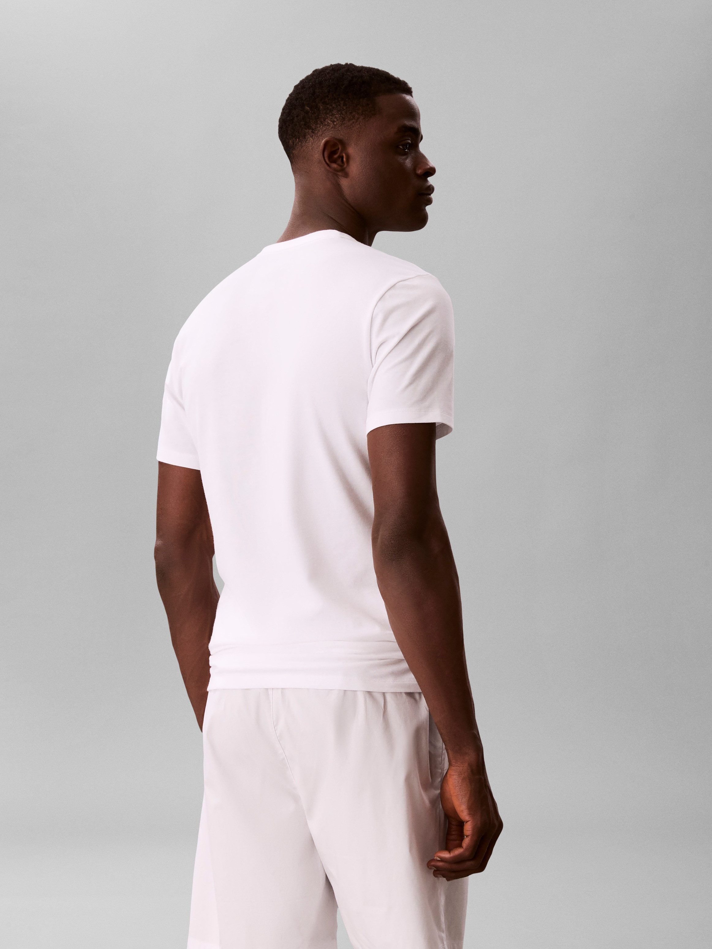 Calvin Klein Underwear T-Shirt (Packung, 3-tlg., 3er-Pack) mit Logo am Saum