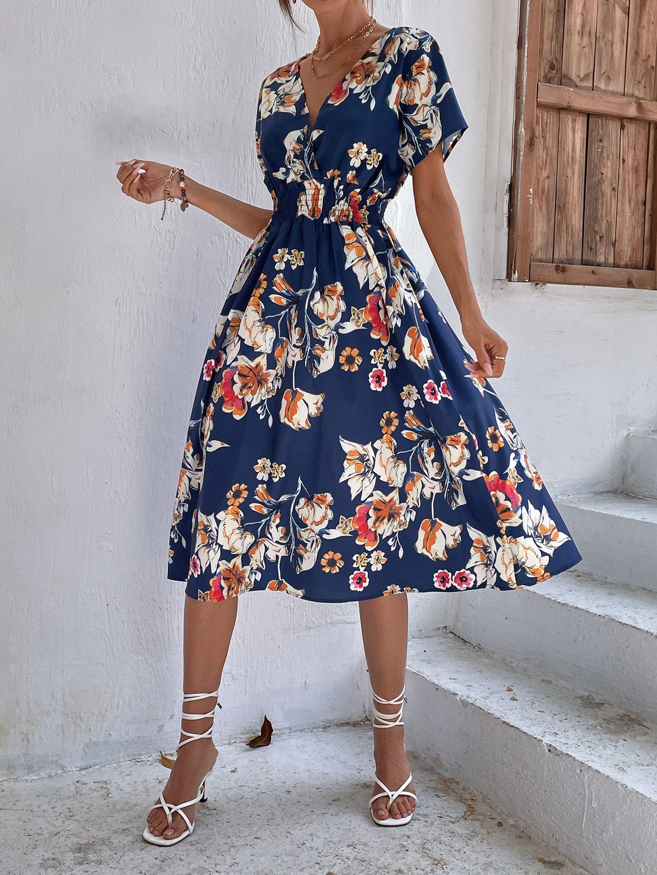 jalleria Dirndl 2 Stücke Damen-Sommerkleid mit kurzen Ärmeln und Blumendruck