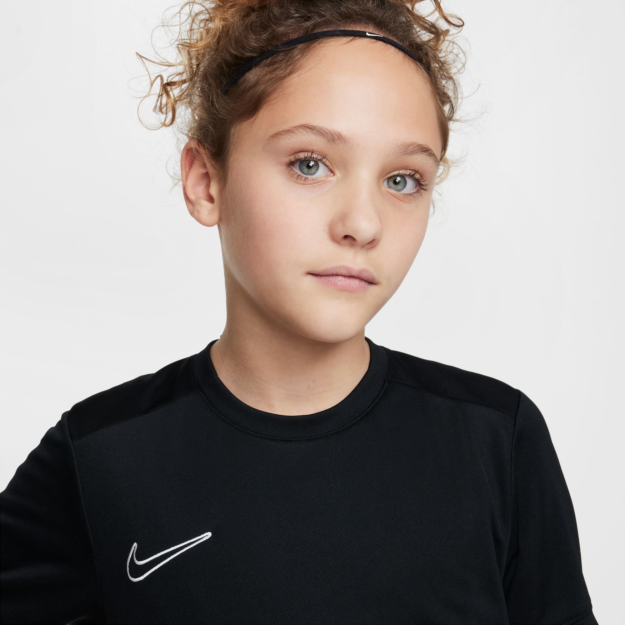 Nike Trainingsshirt Nike Academy Big Kids' Dri-FIT Soccer Top Für Kinder und Jugendliche