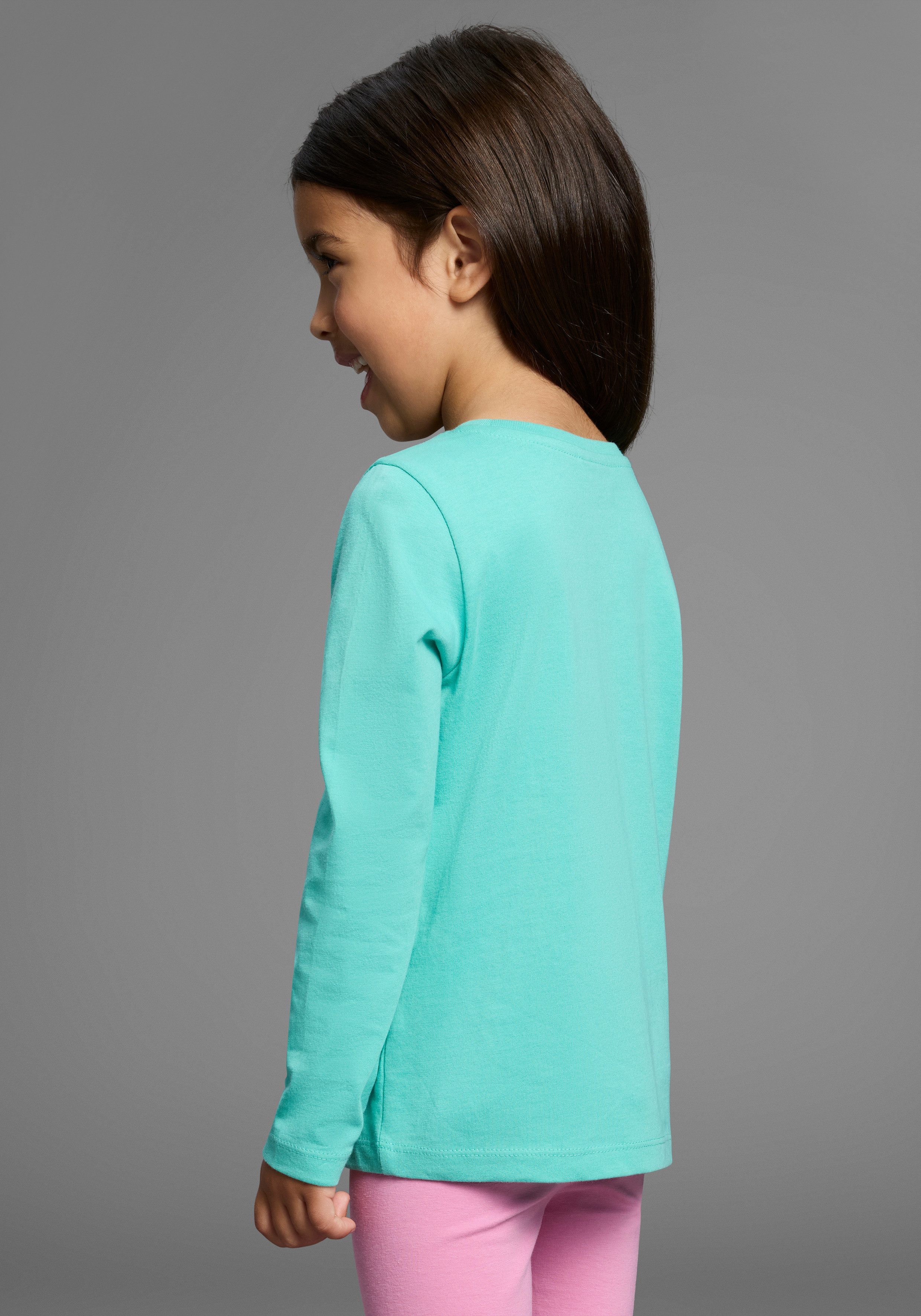 KIDSWORLD Langarmshirt Regenbogen Pailletten-Applikation Langarm, Basic-Passform, mit schimmernden Pailletten-Applikationen