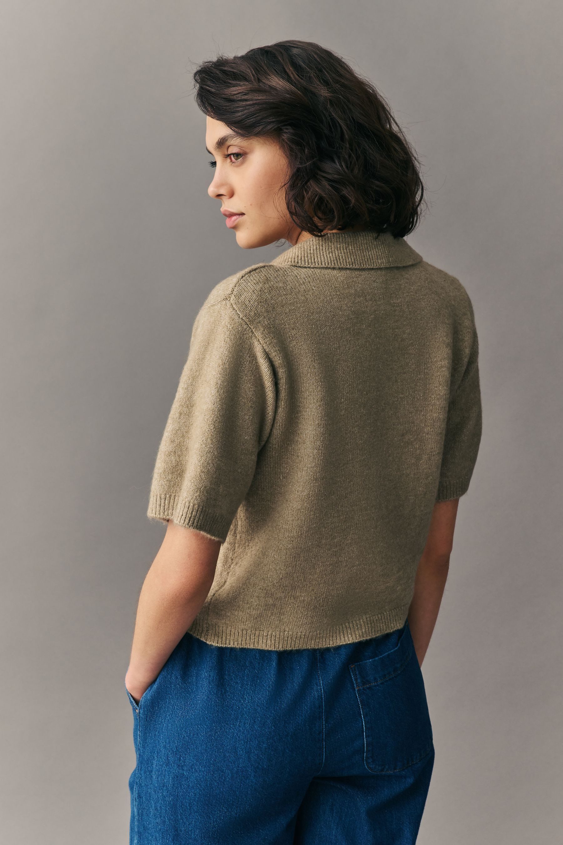 Next Kurzarmpullover Kurzarm-Strickjacke mit Blumenstickereien (1-tlg) günstig online kaufen
