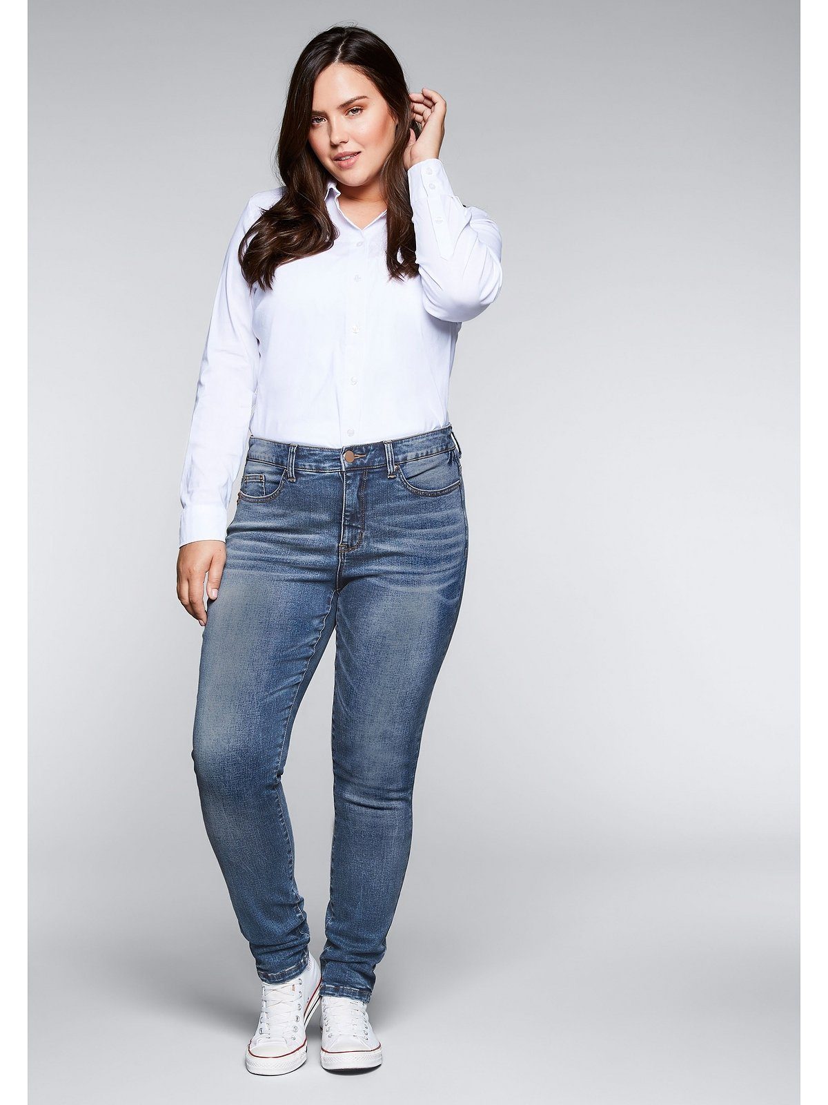 blue Sheego Denim Große Bodyforming-Effekt mit Stretch-Jeans Größen Skinny