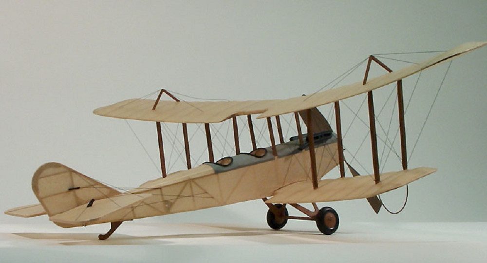 Krick Modellbausatz Dumas Aircraft Standard J-1 Balsabausatz