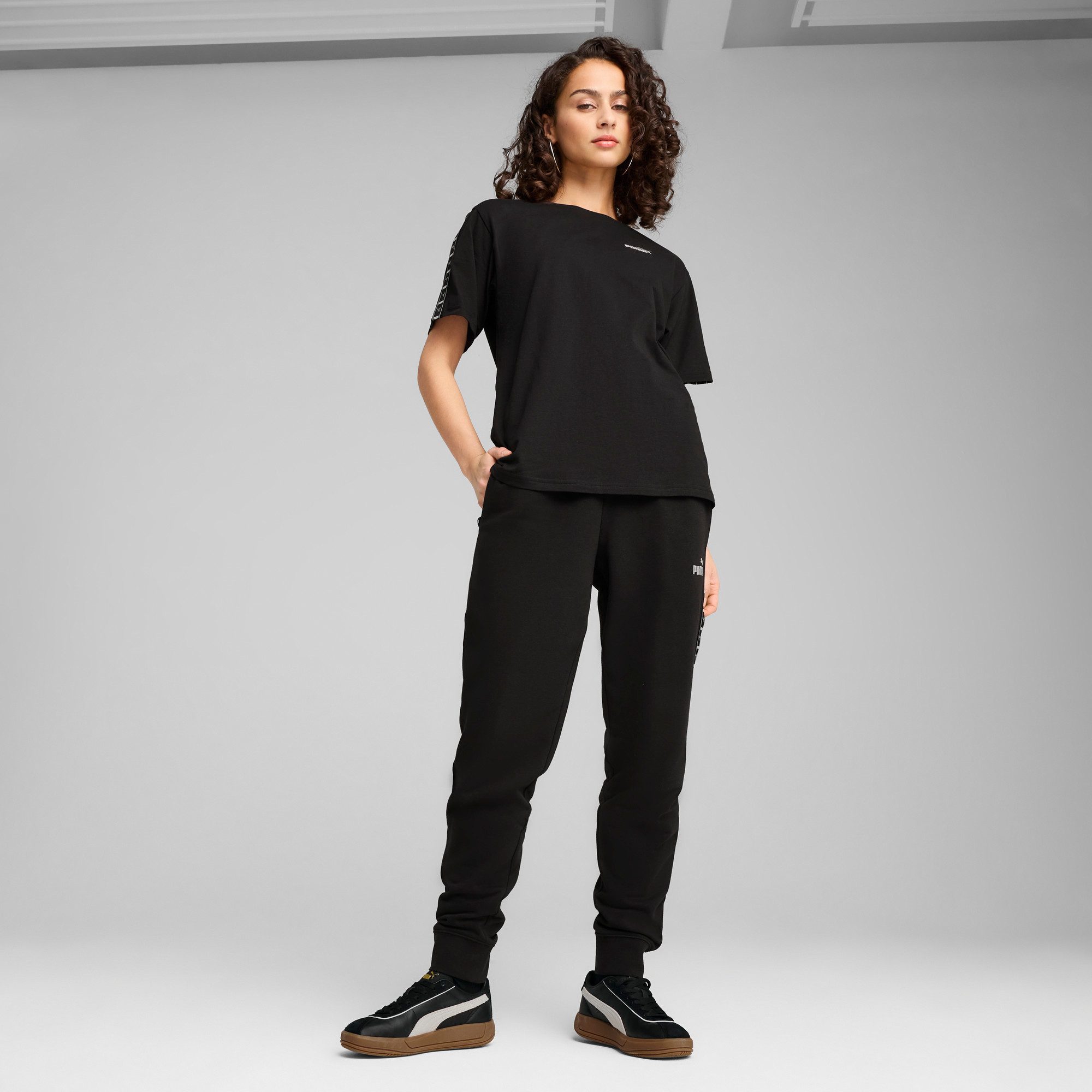 PUMA T-Shirt ESS TAPE RELAXED TEE mit Rundhalsausschnitt, mit kurzem Arm