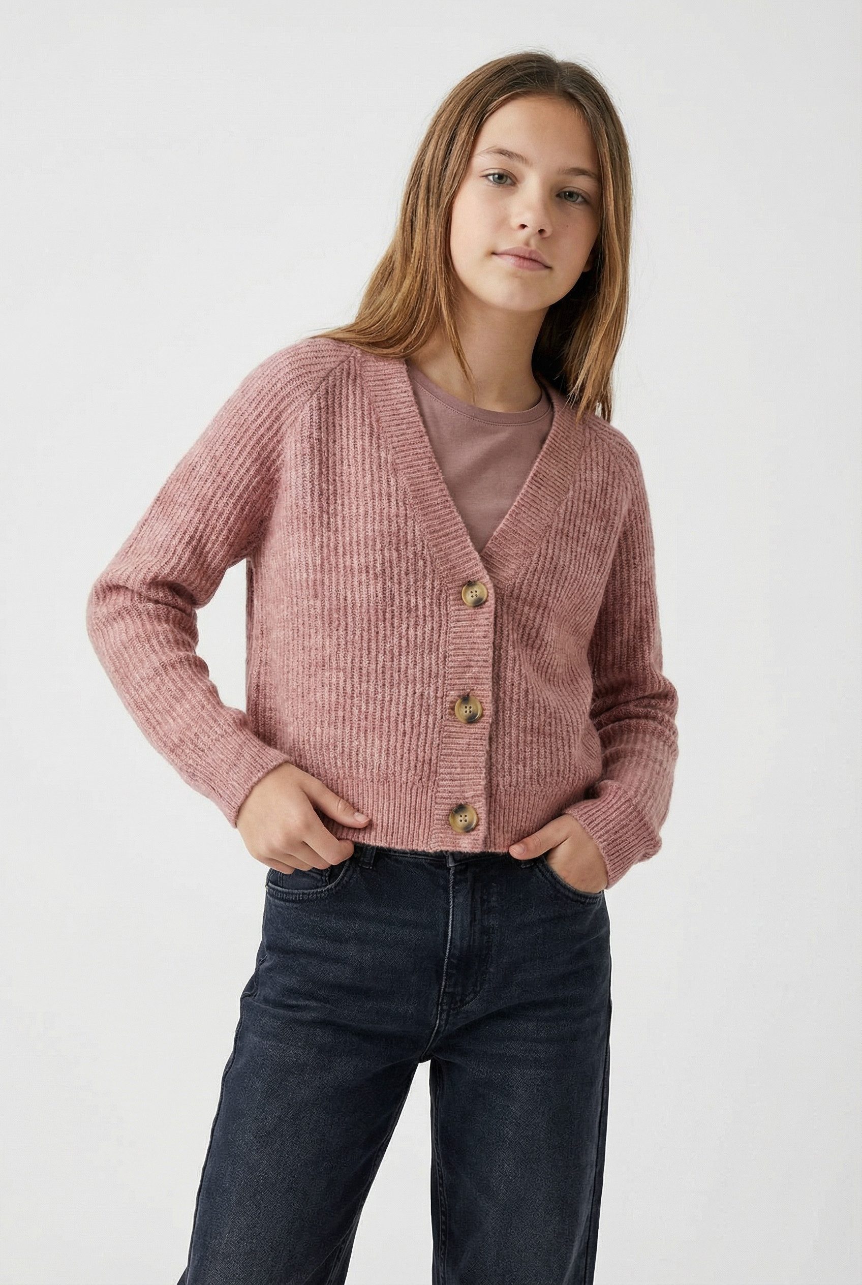 Name It Strickjacke NKFHOLLY BOXY SHORT KNIT CARD NOOS in modischer Boxy-Form, mit tiefem V-Ausschnitt, Rippstrick