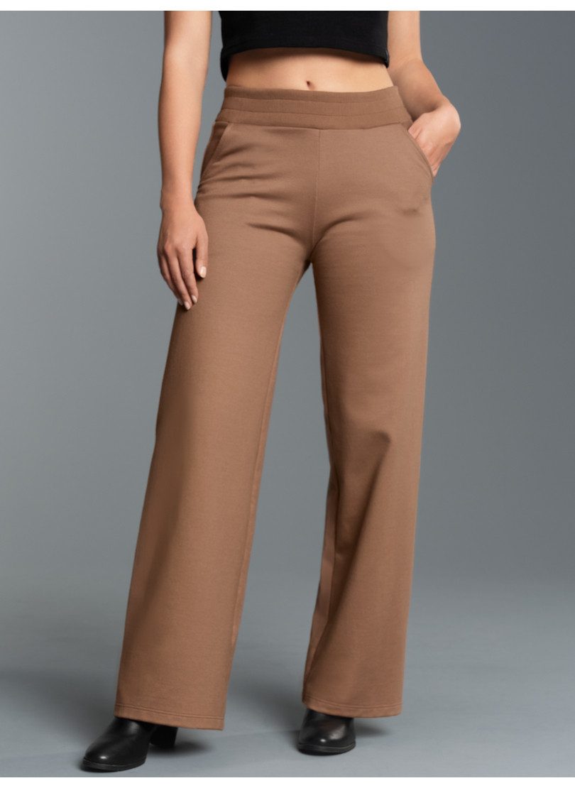 Trigema Jerseyhose TRIGEMA Jogginghose mit weitem Bein (1-tlg)