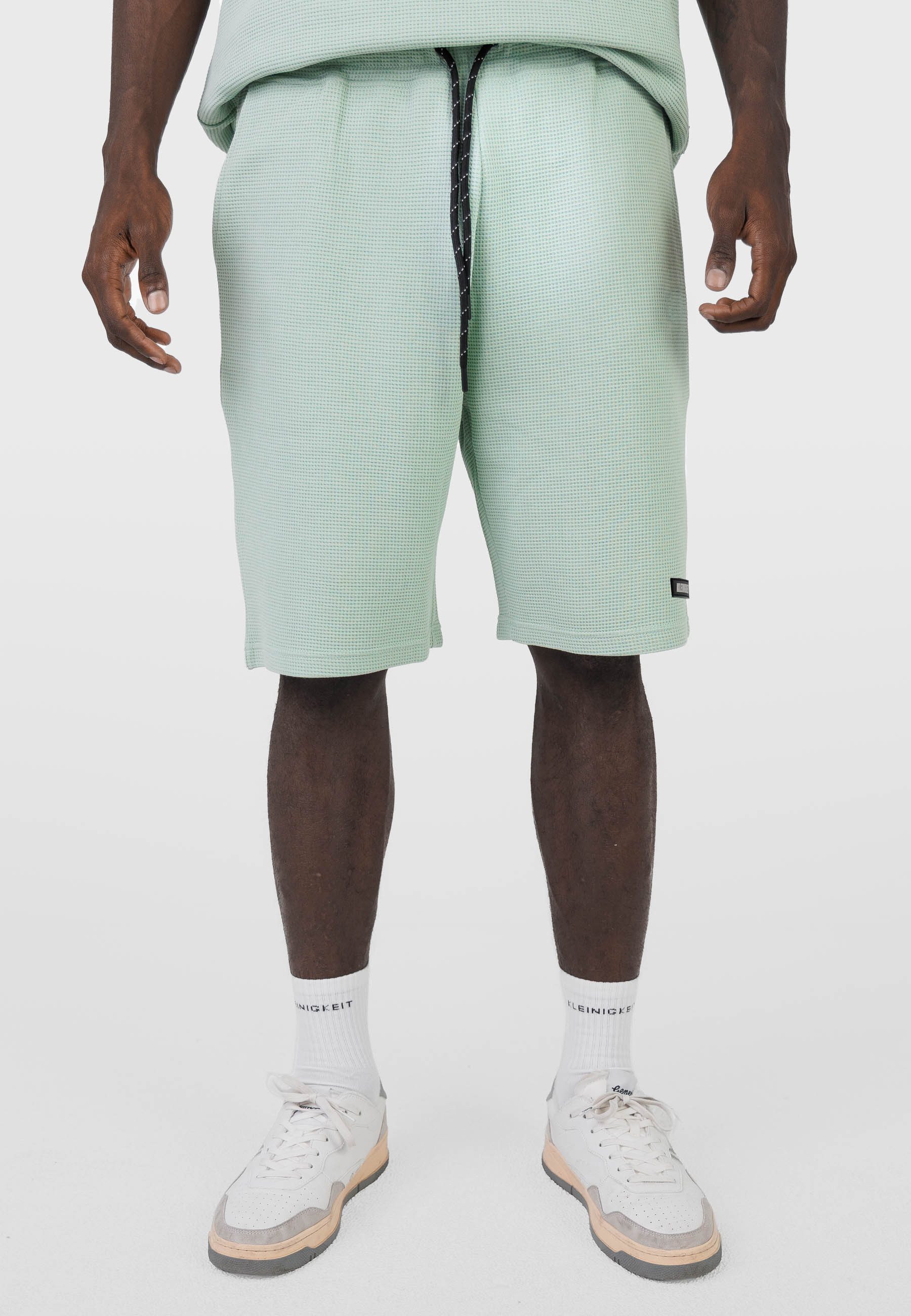 Kleinigkeit Sweatshorts Kleinigkeit Waffley Snipes Shorts (1-tlg)