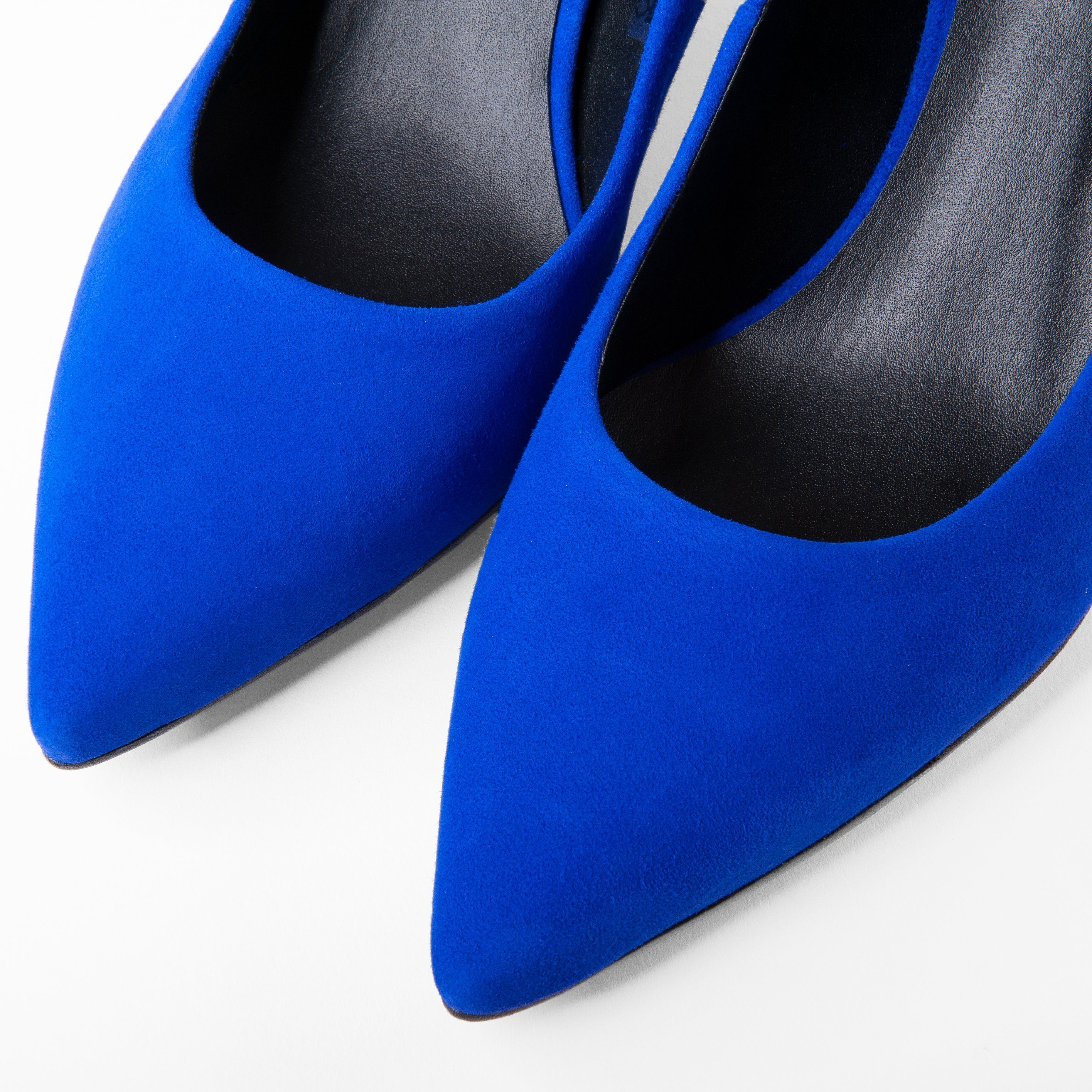 GosiaK. "Margret" Pumps aus Wildleder – Bild 5 von 5