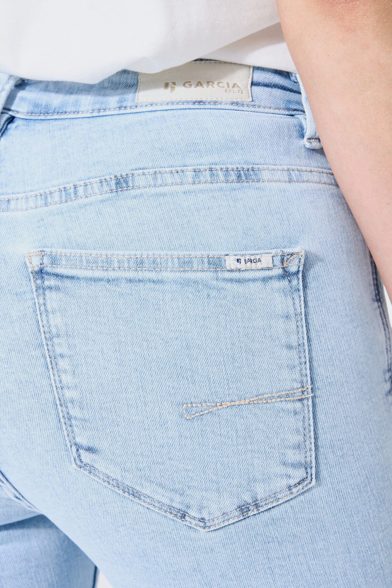 Garcia Bequeme Jeans Celia