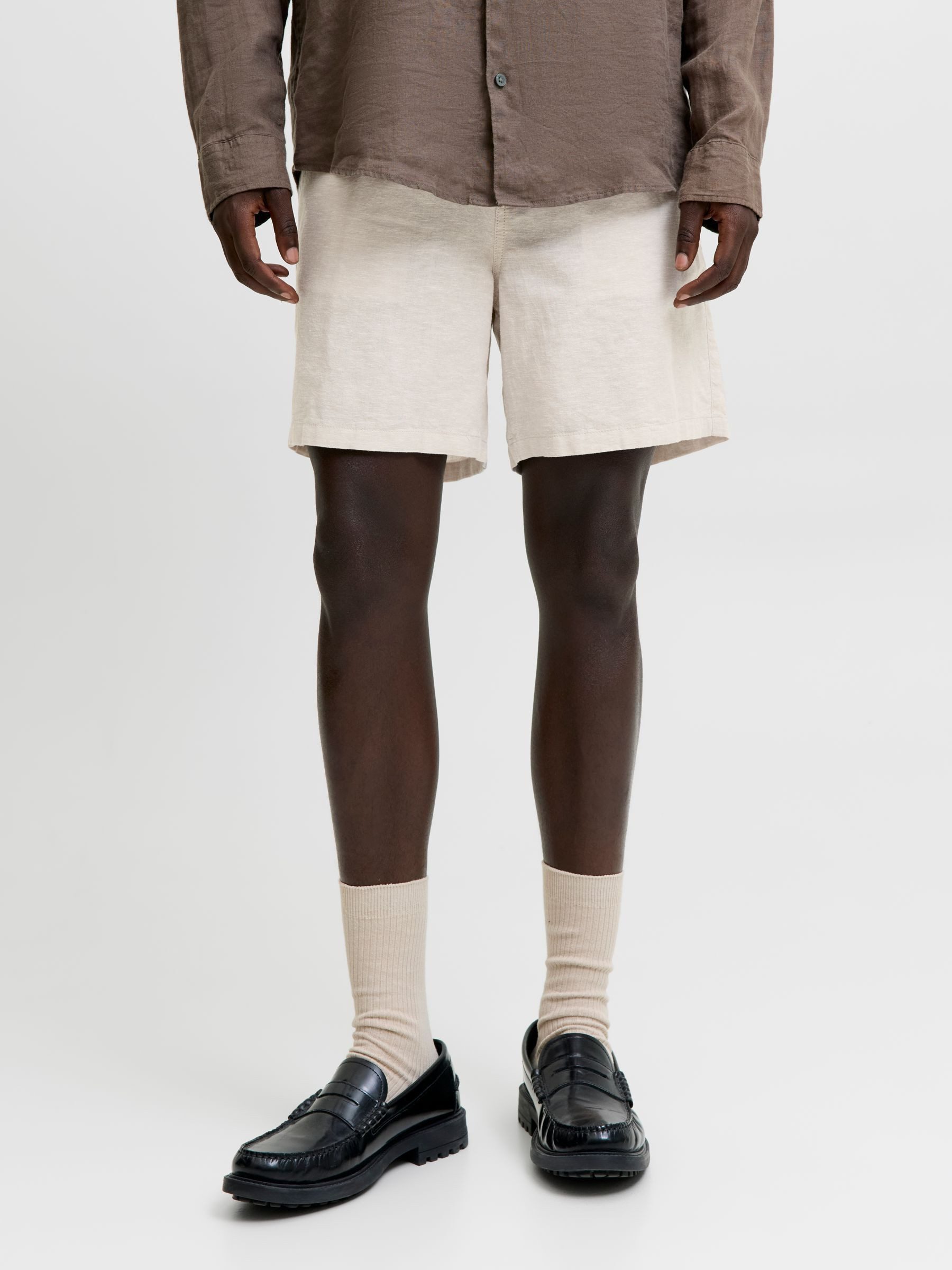Jack & Jones Shorts JPSTJAIDEN JJSUMMER JOGGER SHORT SN mit elastischem Bund