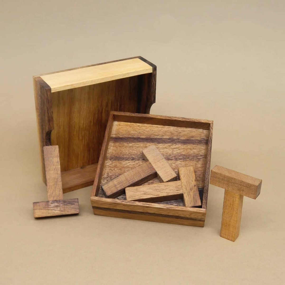 ROMBOL Denkspiele Spiel 4 T PUZZLE - Denkspiel mit zwei Varianten, Knobelspiel, Holzpuzzle