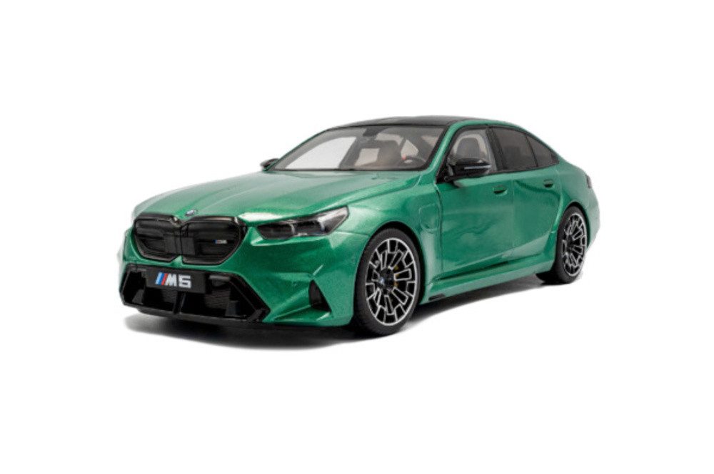 Solido Modellauto BMW M5 (G90) 2025 grün metallic, Maßstab 1:18