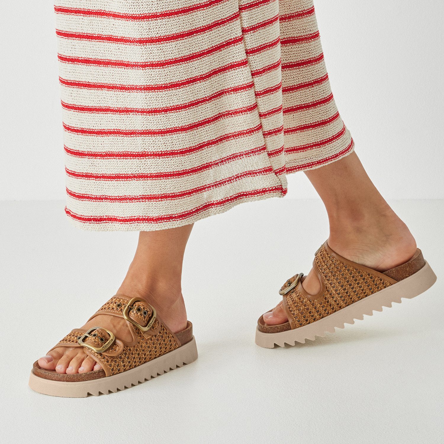 Tamaris Pantolette Sommerschuh, Schlupfschuh in veganer Verarbeitung