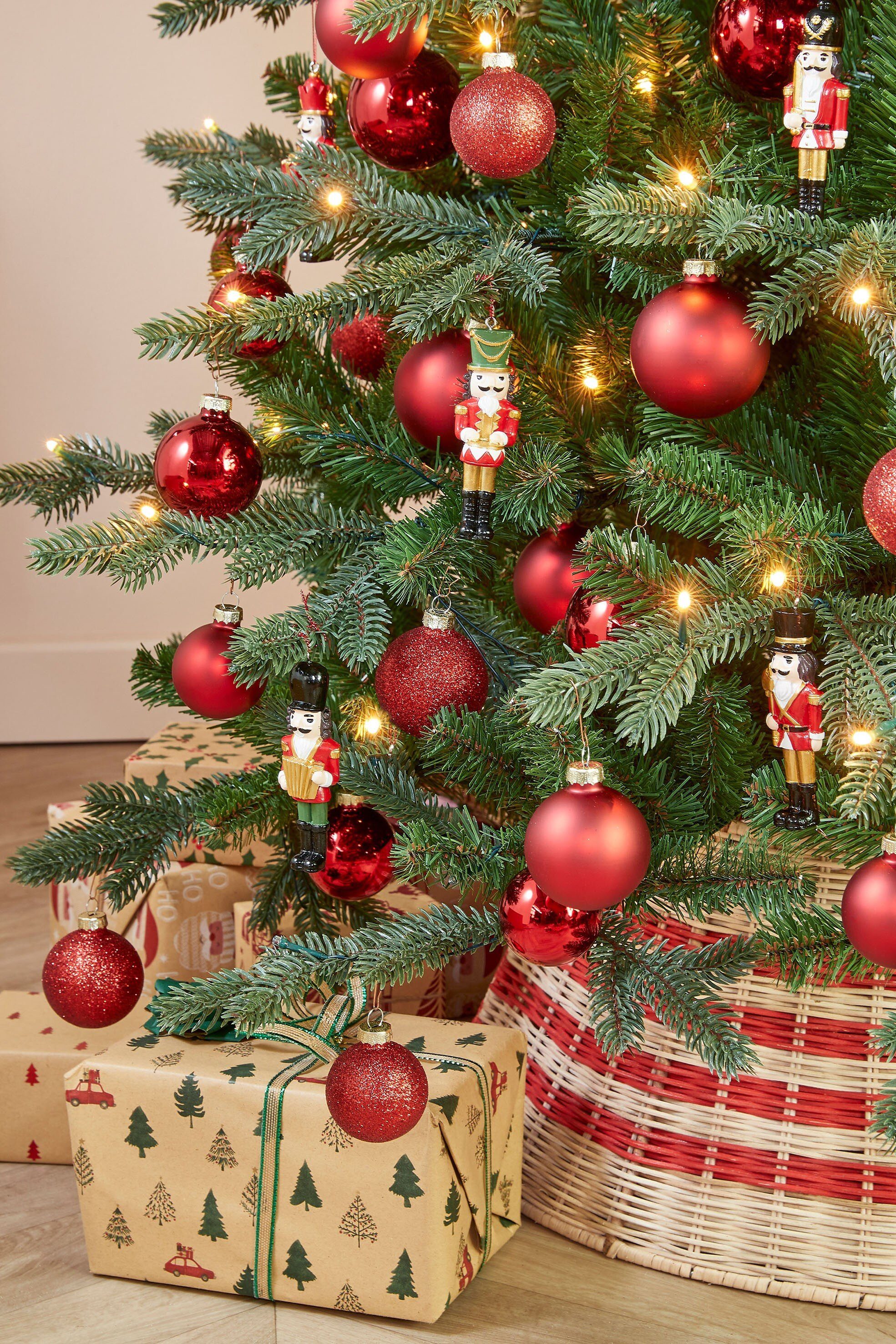 Mica Decorations Weihnachtsbaumkugel Mica Decorations Ornament Nussknacker rot 6 Stueck - l4xw2xh10,5cm