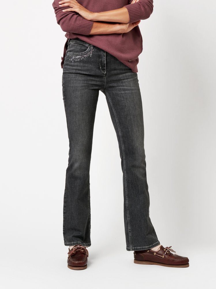 TONI Bootcut-Jeans Be Loved mit Taschenstickerei günstig online kaufen