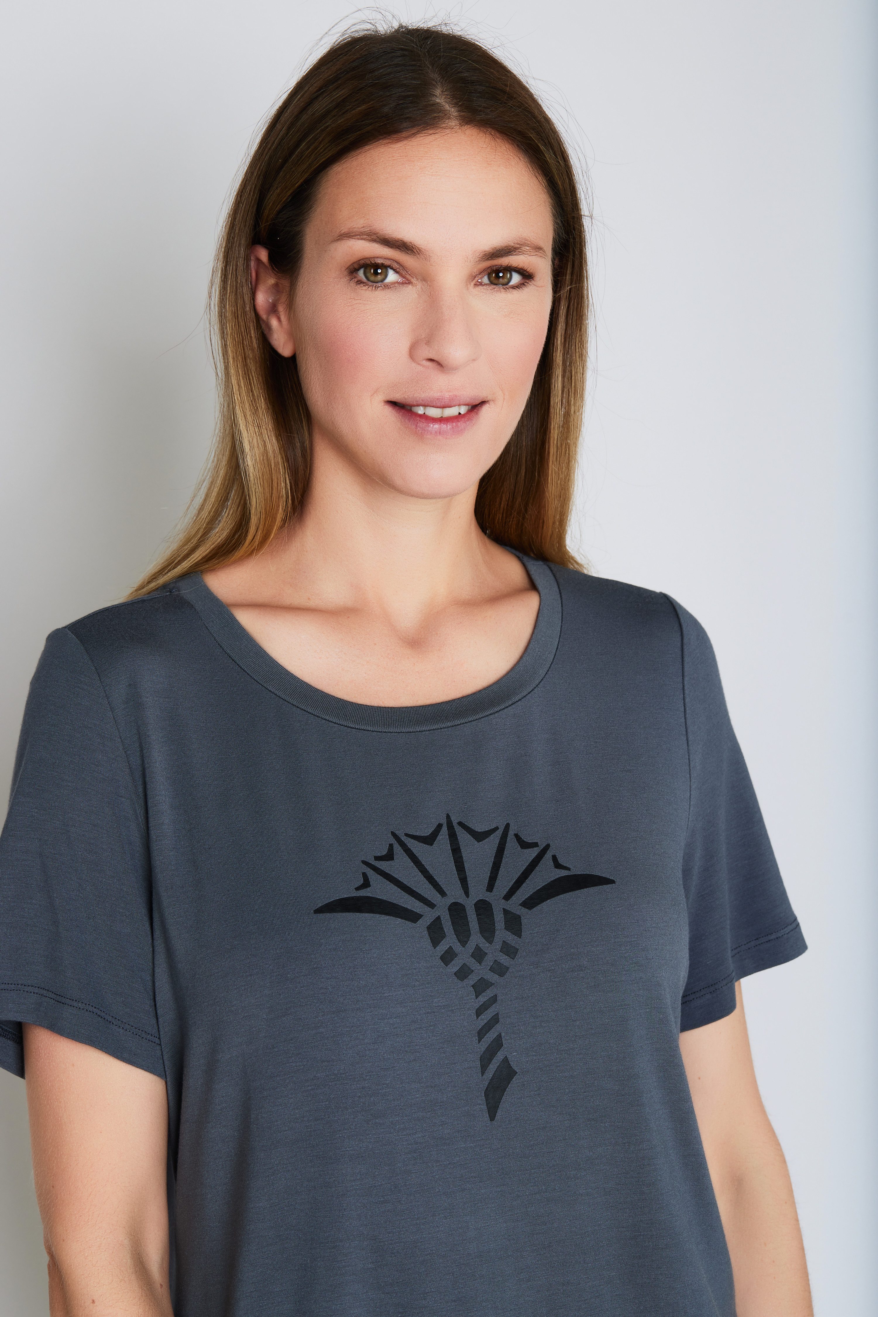 JOOP! Pyjamaoberteil Luxe mit dezenter Logostickerei – Bild 4 von 5