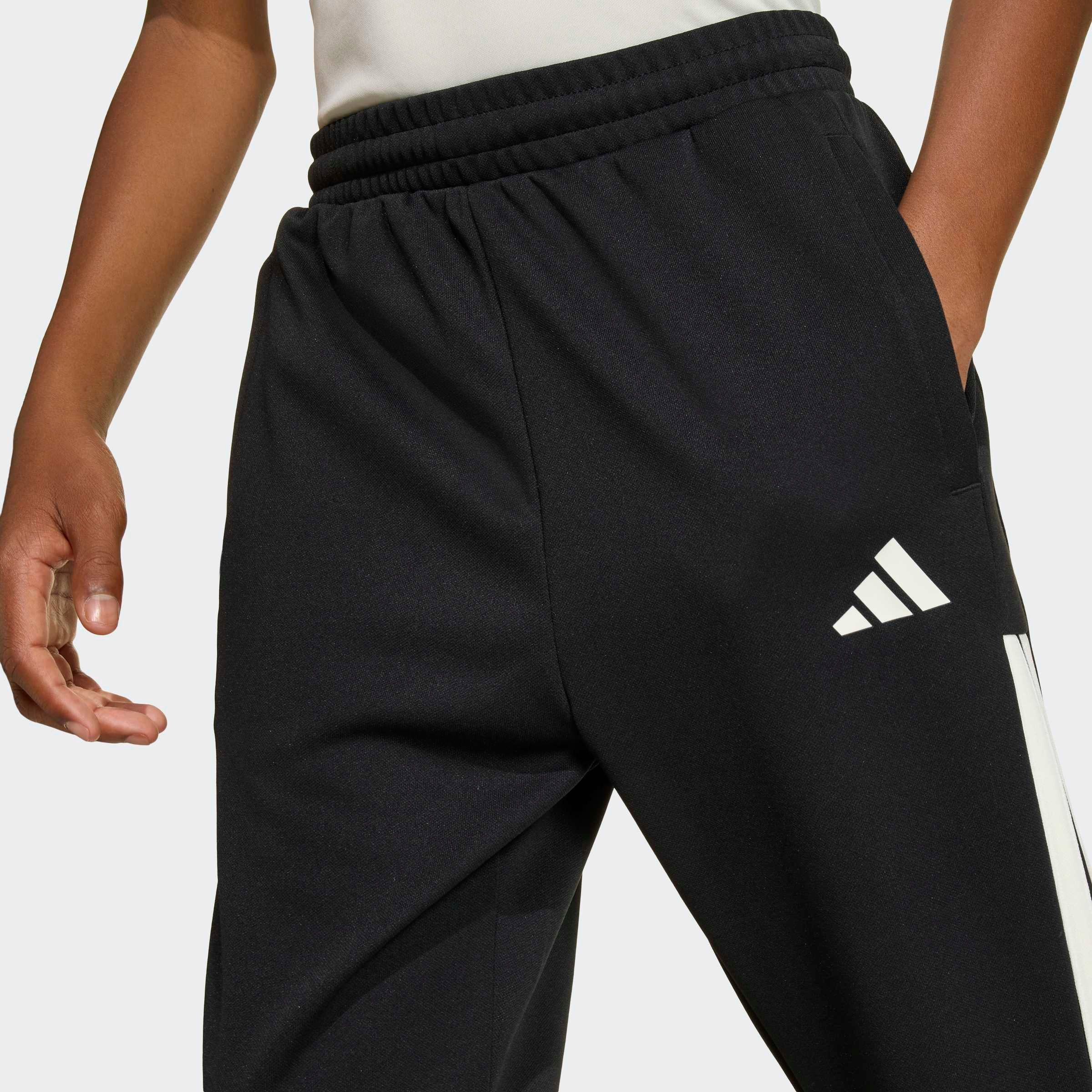 adidas Sportswear Sporthose J HOT PANT mit normal-weiter Passform, ohne Verschluss