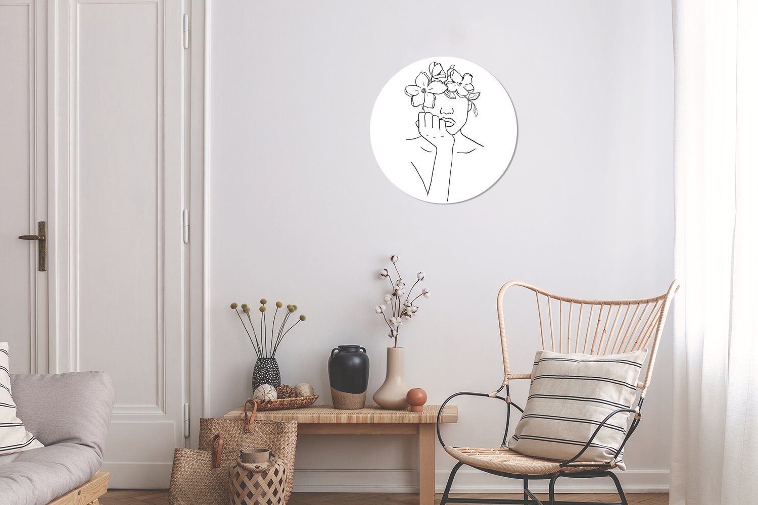 mit Rund, in für Frau Abstrakte Wohnzimmer Kinderzimmer, Tapetenkreis einer St), Haar Tapetenaufkleber, Quadrat ihrem (1 Wandsticker Blumen MuchoWow Strichgrafik