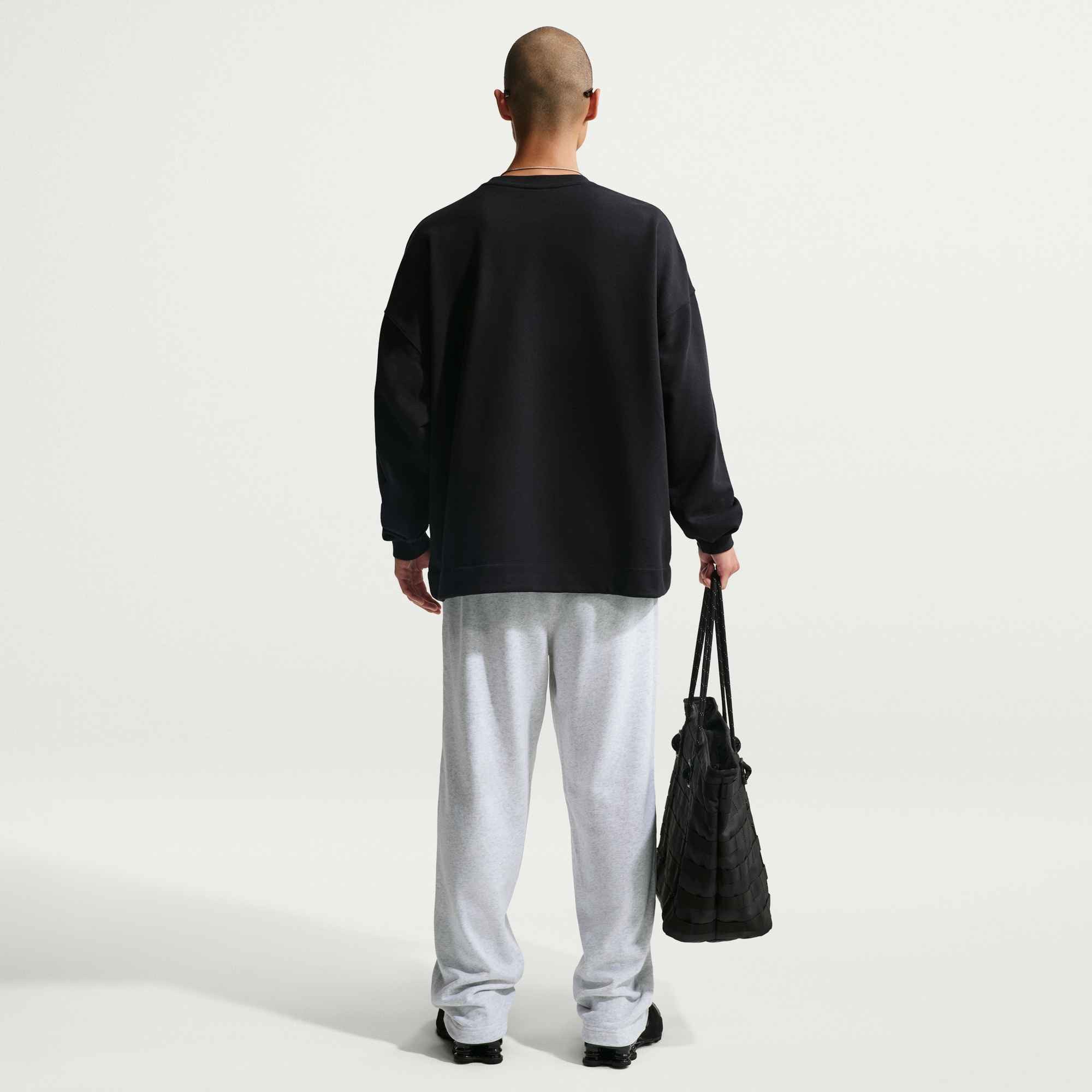 Nike Sportswear Sweatshirt Nike Sportswear Club Men's French Terry Oversized Crew mit Rundhalsausschnitt, Langarm, aus schwerem French Terry