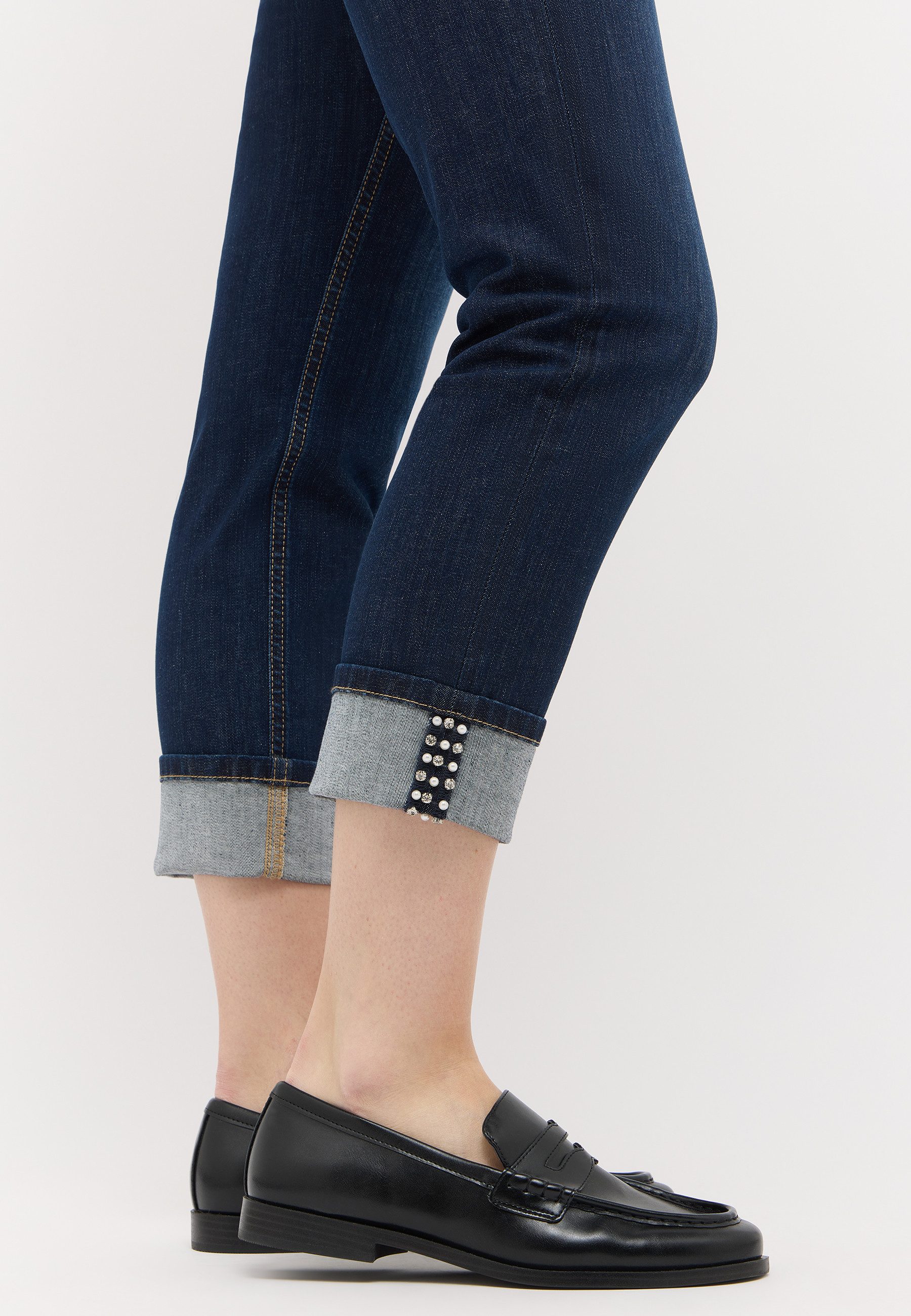 ANGELS 7/8-Jeans CIRA GLOW Slim Fit Passform, mit Eingrifftaschen, Coinpocket und Gesäßtaschen