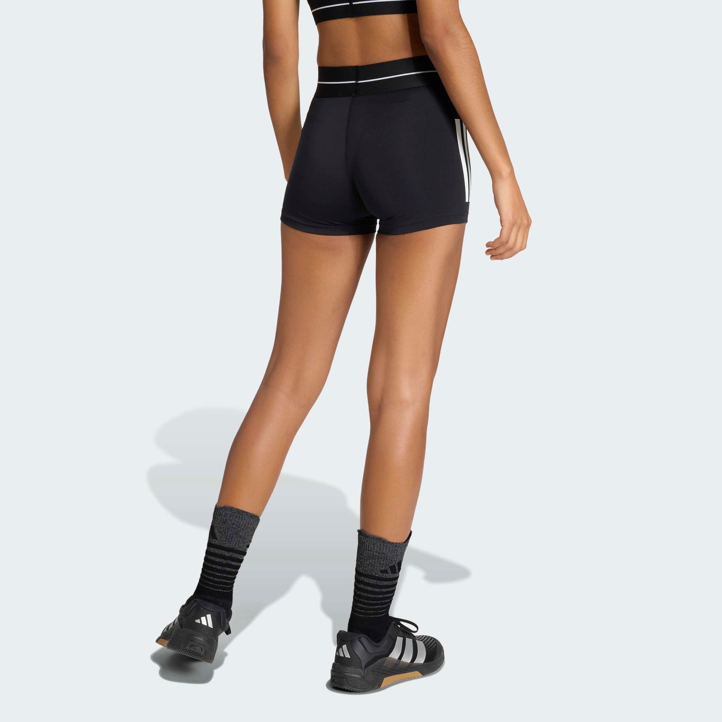 adidas Performance Shorts HYPERGLAM 3-STREIFEN KURZE LEGGINGS für sportliche Fitness-Einsätze, mit climacool®, aus Polyester