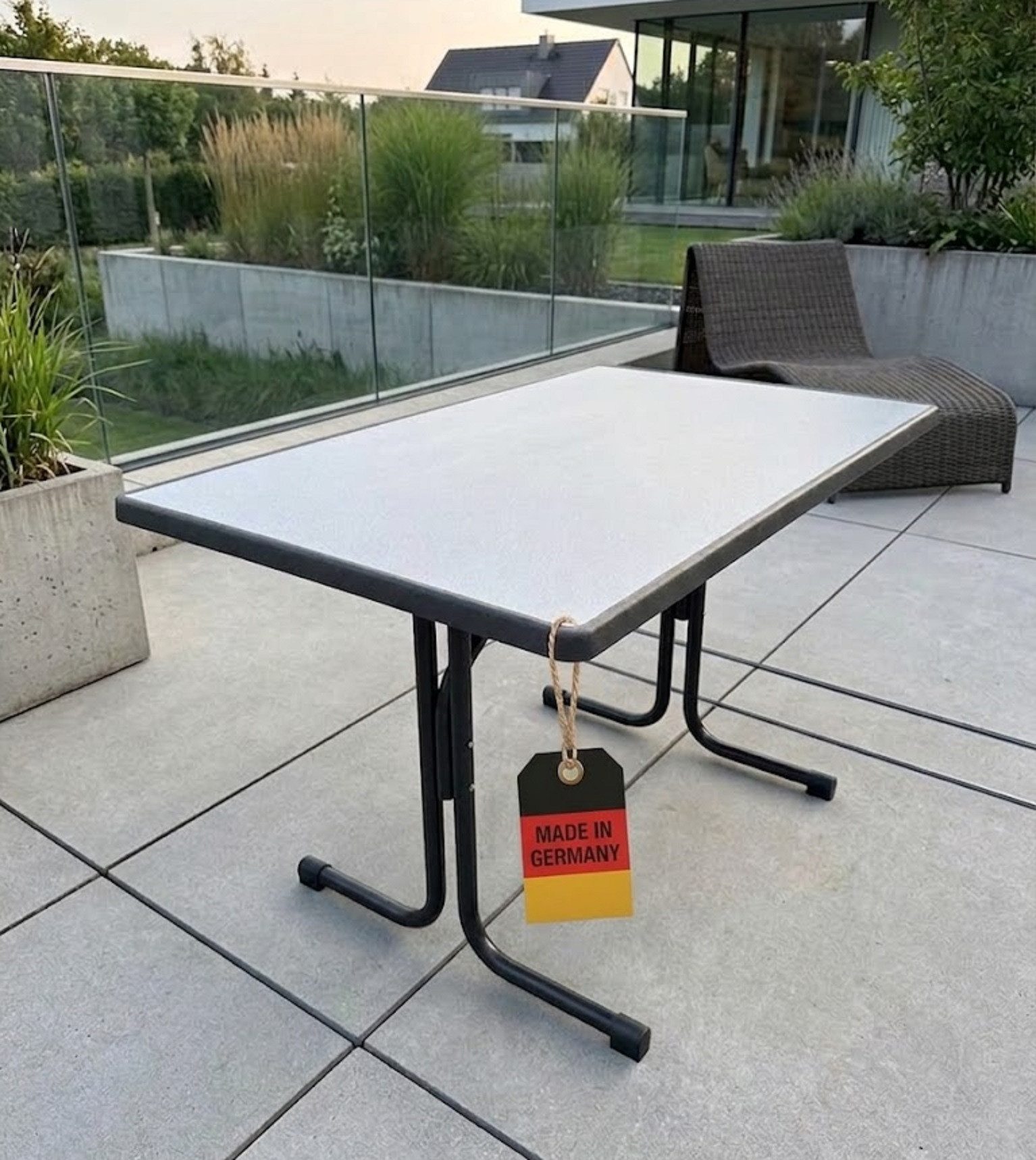Gardissimo Gartentisch 115x70 cm Balkontisch Klapptisch zusammenklappbar (Spar-Set, 1-St., 1 Tisch), Made in Germany wetterfest klappbar kratzfest pflegeleicht