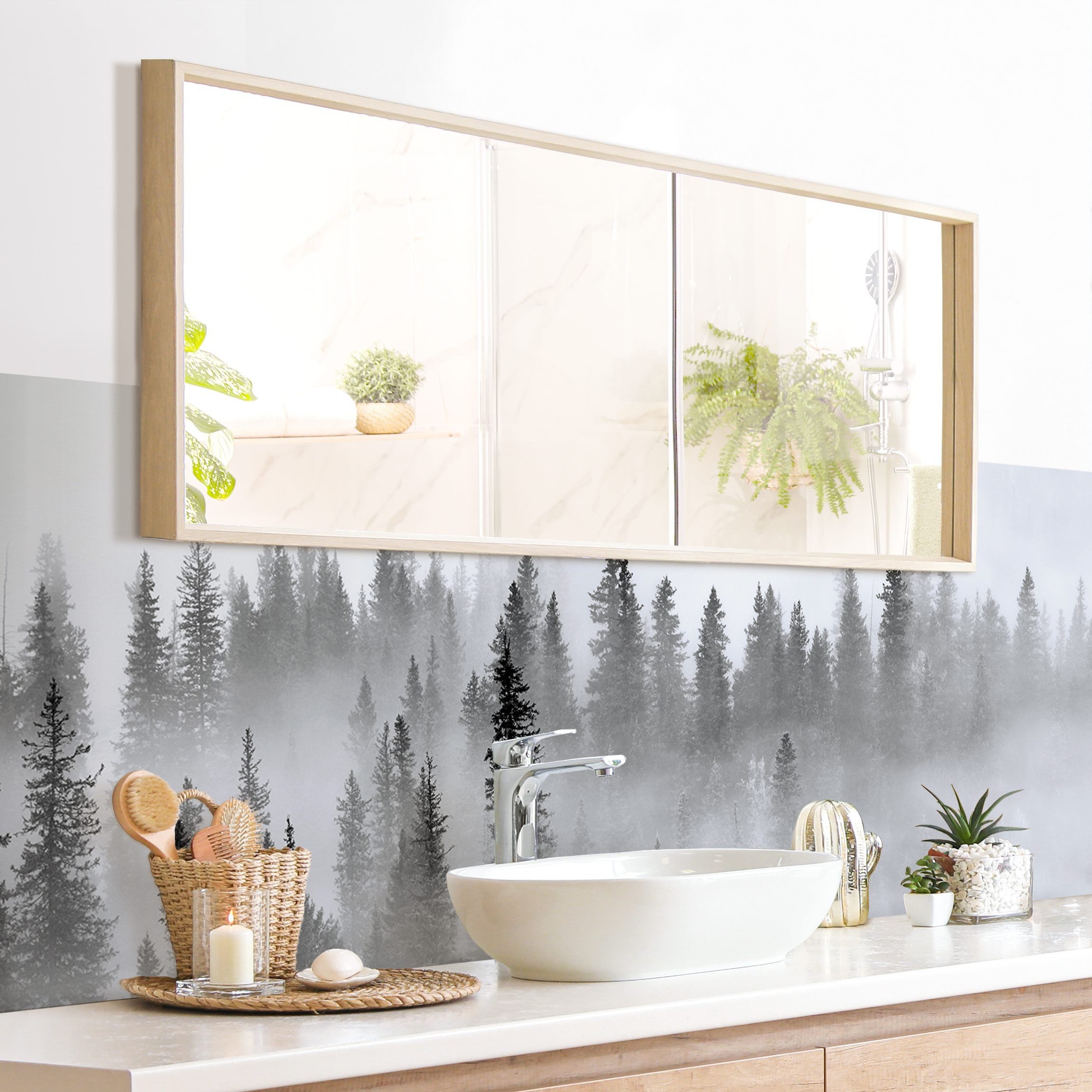 Bilderdepot24 Badrückwand schwarz weiss fugenlose Wandverkleidung Bad mit Motiv, (Hartfolie matt » Selbstklebend SMART 0,35 mm), wasserfestes Wandpaneel Nebel Tannenwald