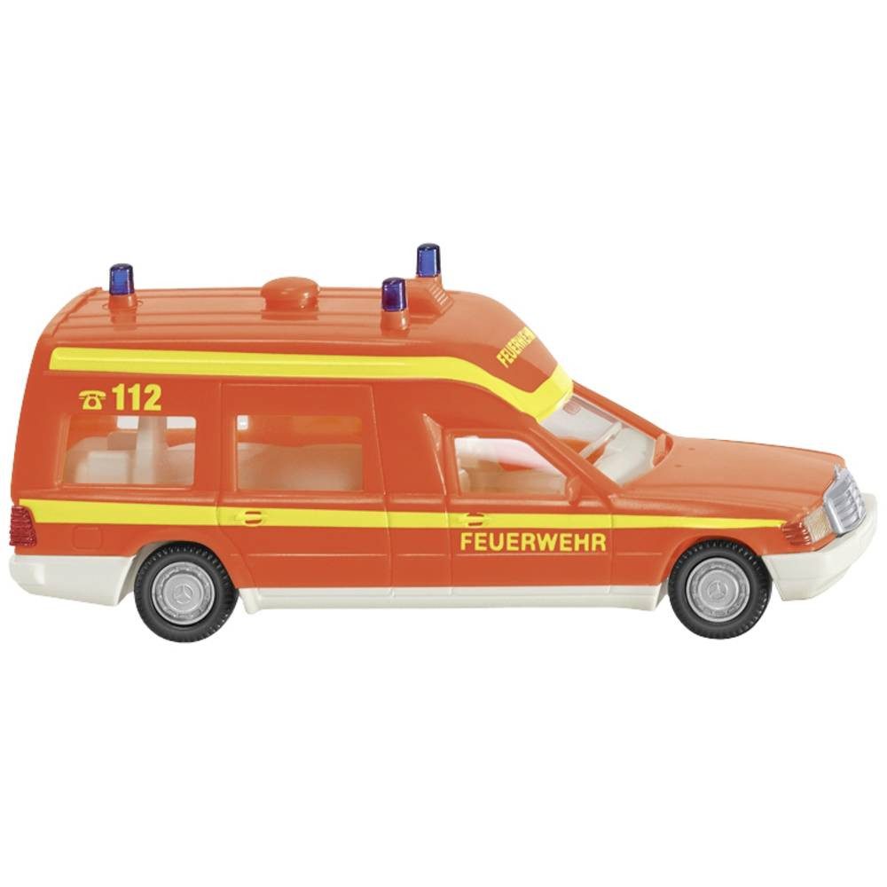 Modelleisenbahn-Straße H0 Feuerwehr, Krankenwagen MB Binz
