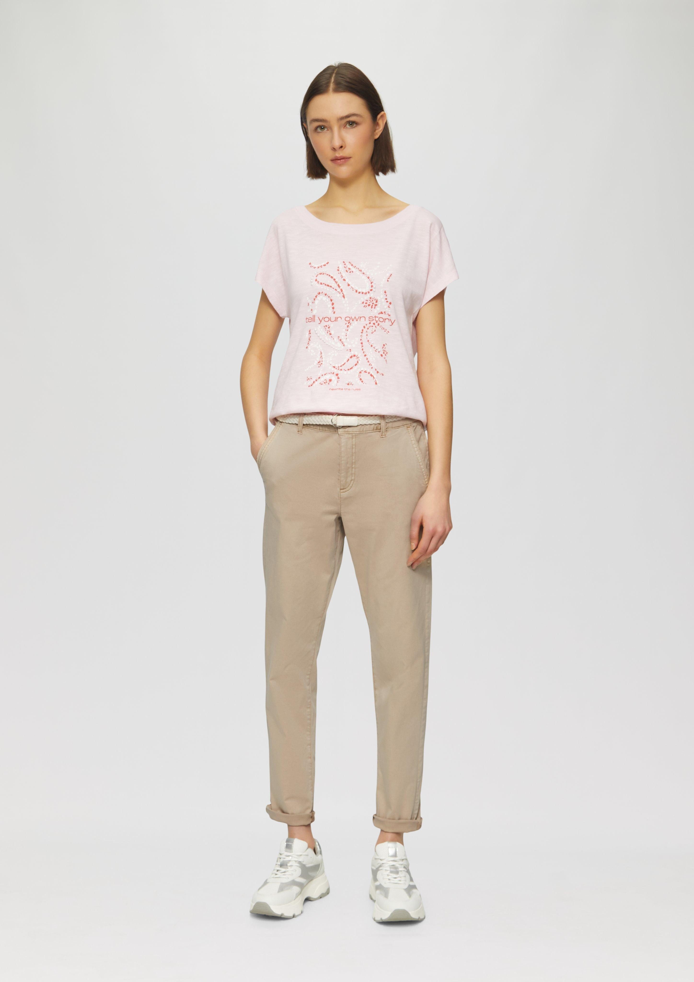 Stoffhose Chino mit geflochtenem Gürtel und Garment Dye