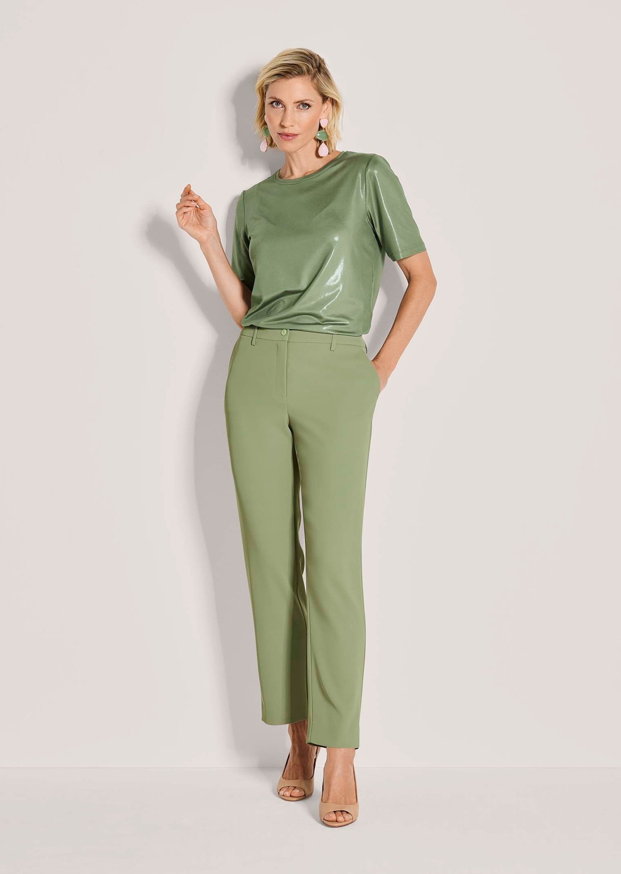 MADELEINE Stoffhose Elegante Stoffhose mit Formbund Jerseyhose mit Gürtelschlaufen, Schubtaschen und Knöchellänge. € 154,99