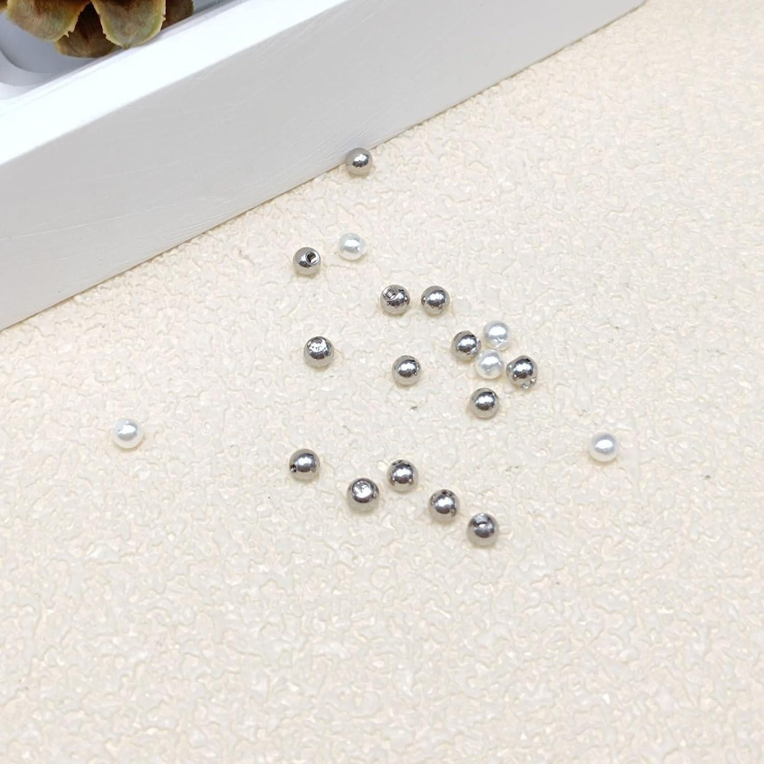 Besyvvin Piercing-Set 20er Piercing Kugeln Chirurgenstahl 1,2mm Ersatzkugeln 3mm für Lippe