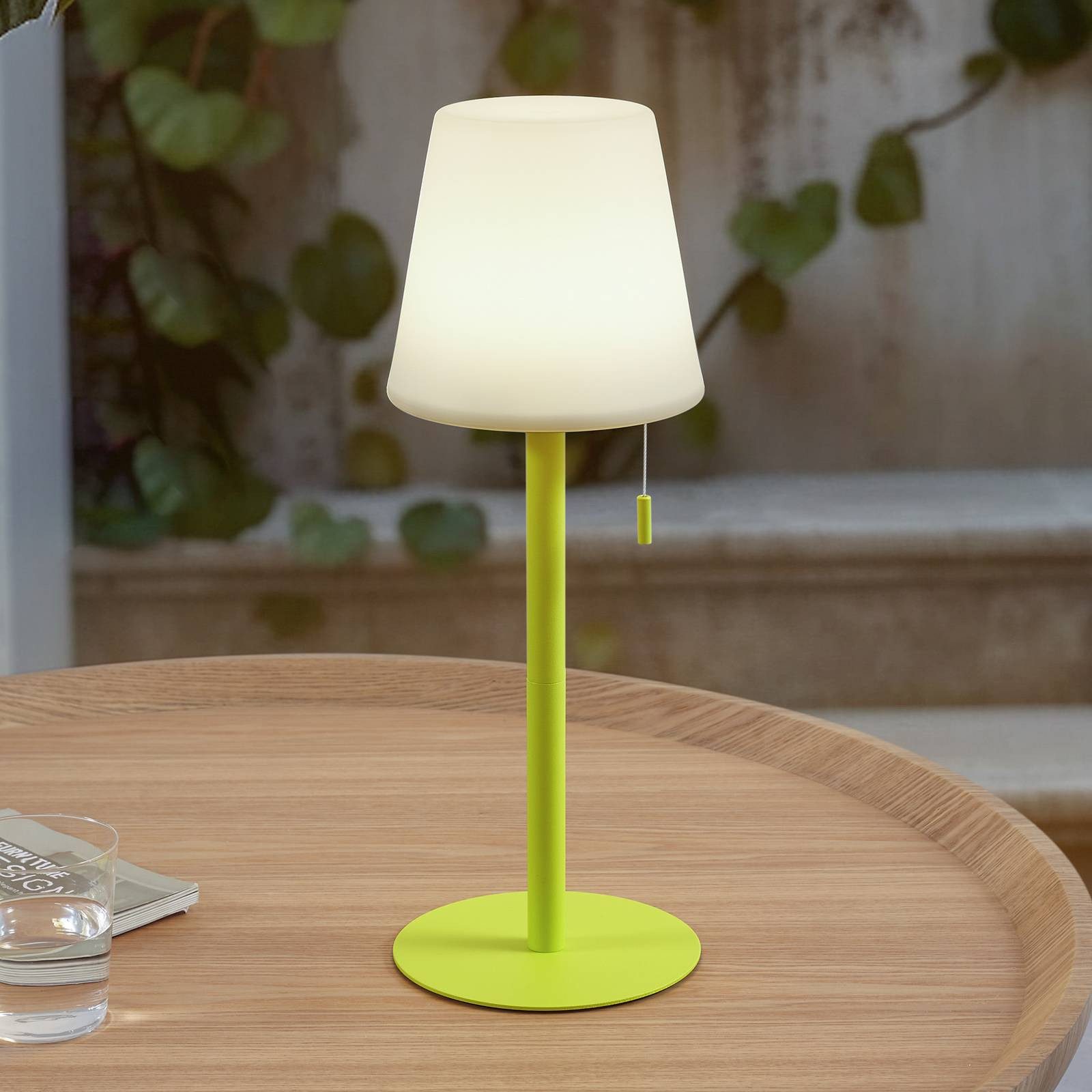 Lindby Außen-Tischleuchte Azalea, LED, Metall, Gelb Farbwechsel warmweiß / tageslicht IP44, LED 5 W gesamt, Farbwechsel warmweiß / tageslicht