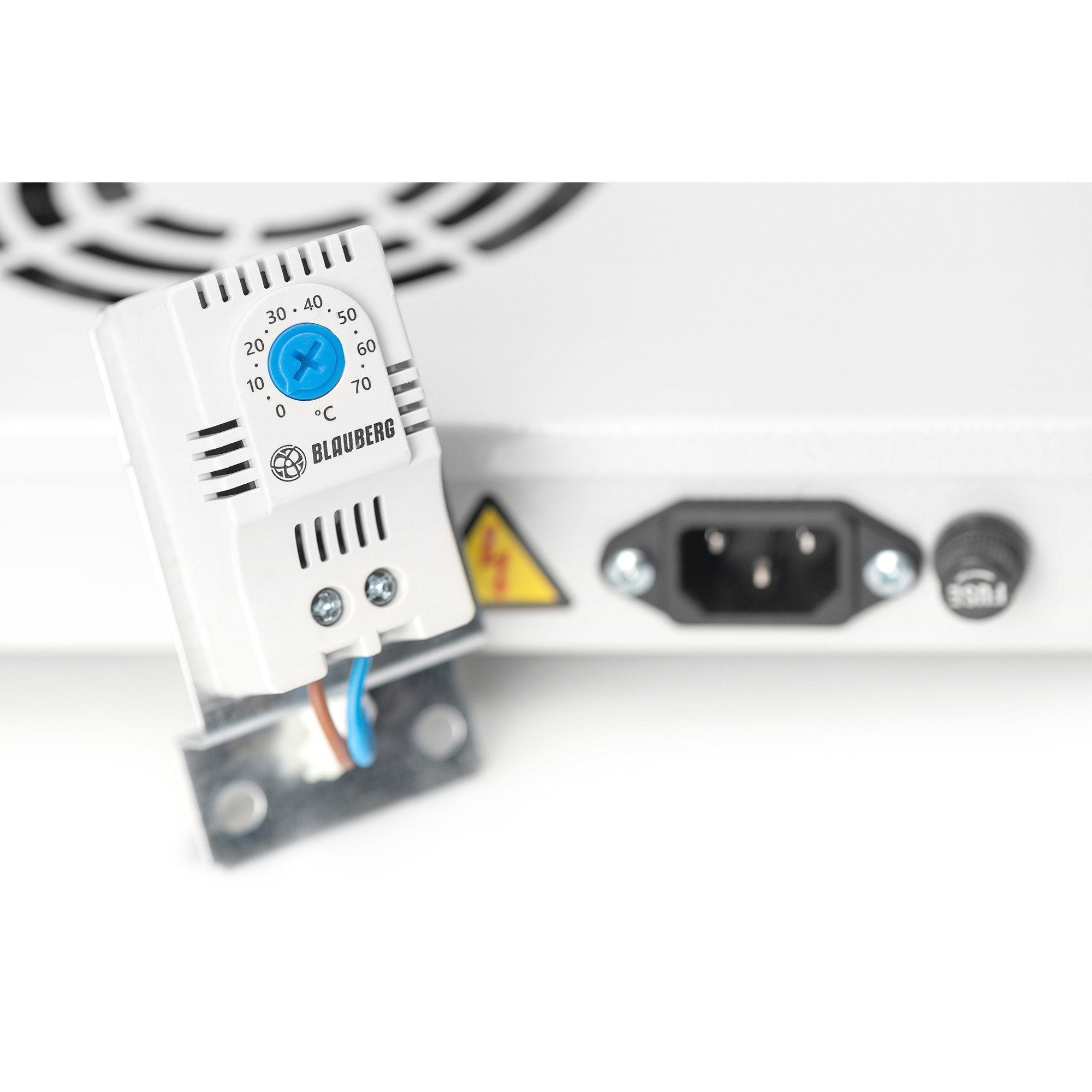 Digitus Gehäuselüfter Digitus Einschubbelüftungseinheit, Lüfterbaustein