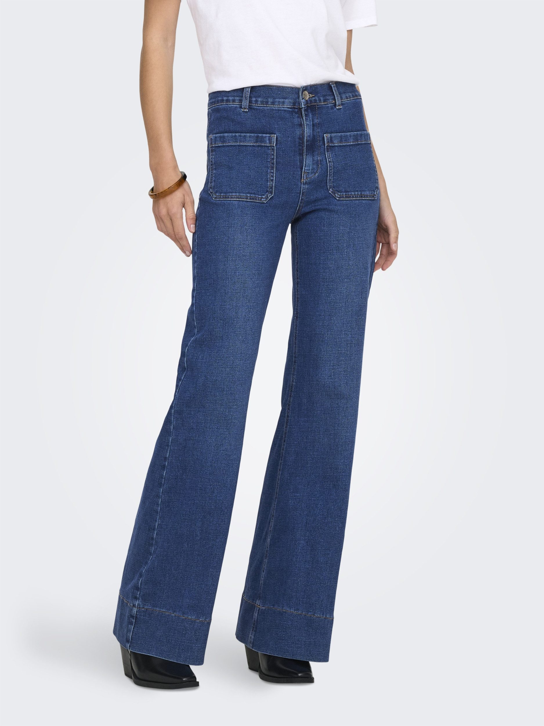 Bequeme Jeans ONLCYPRESS HW POCKET FLARE DNM PIM