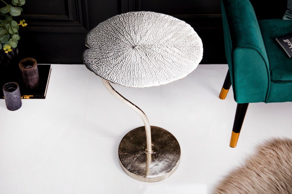 riess-ambiente Beistelltisch LEAF 42cm silber, Schlafzimmer günstig online kaufen
