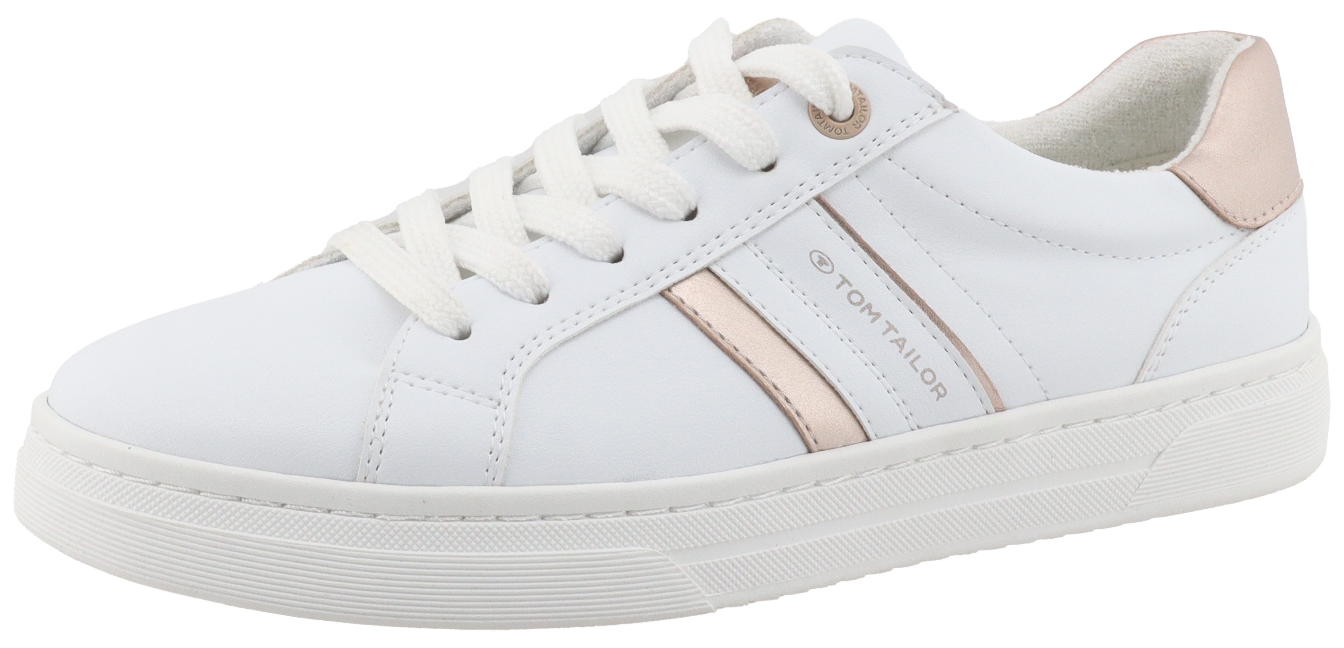 Sneaker