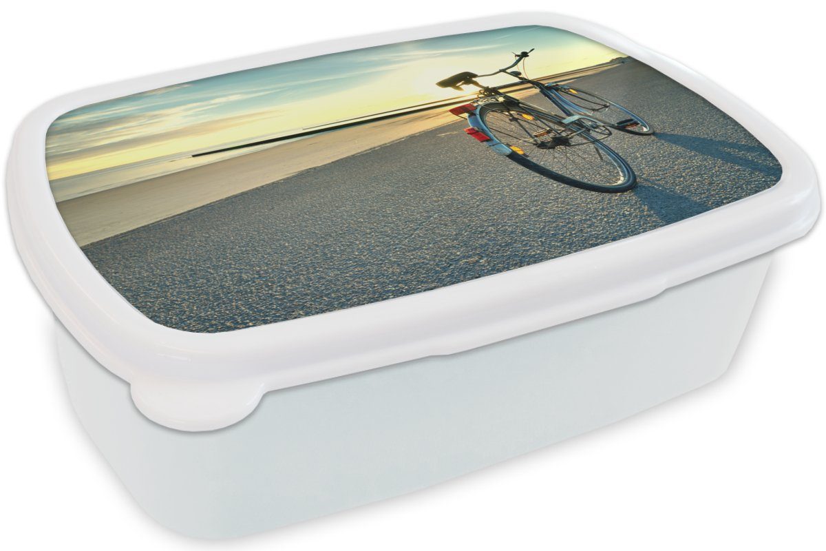für für Fahrrad Brotbox und weiß (2-tlg), - und MuchoWow Jungs Lunchbox Brotdose, - Kunststoff, Mädchen Sonnenuntergang, Erwachsene, Nordsee Kinder