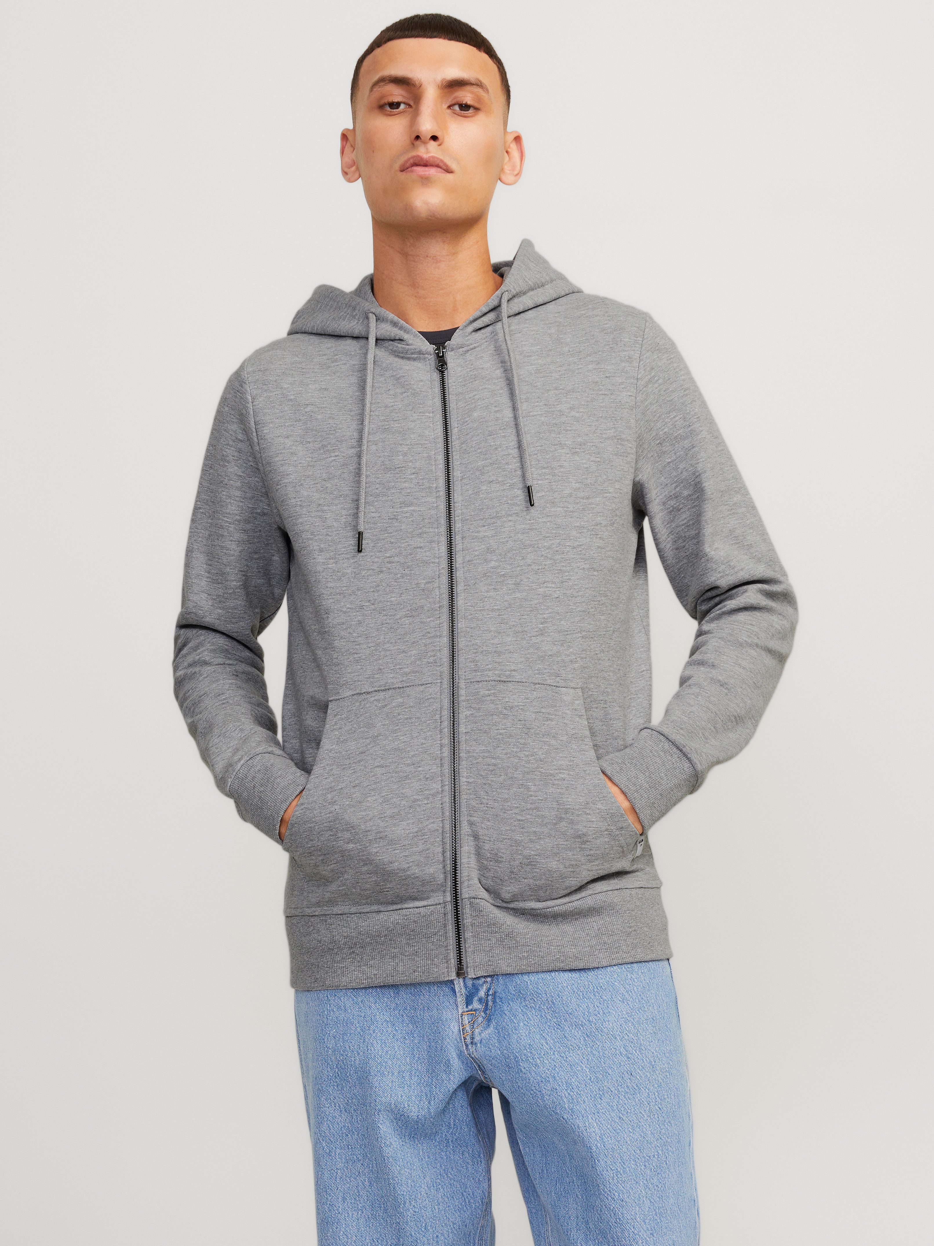 Jack & Jones Kapuzensweatjacke JJEBASIC Hoodie mit Rippbündchen und angenehmem Tragegefühl unifarben, modisch, regular fit, Baumwollmischung, Rundhals