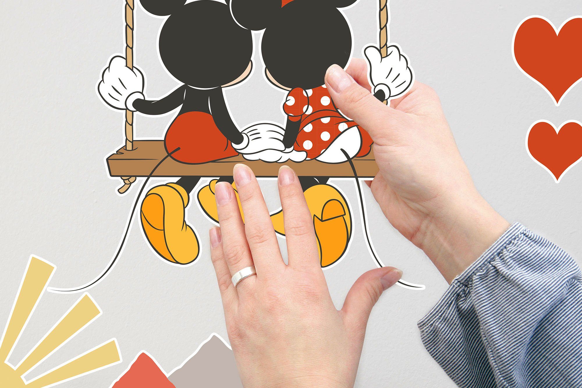 Komar Wandtattoo Mickey Swing - Größe 50 x 70 cm (7 St), selbstklebend, Wandsticker, Kinderzimmer