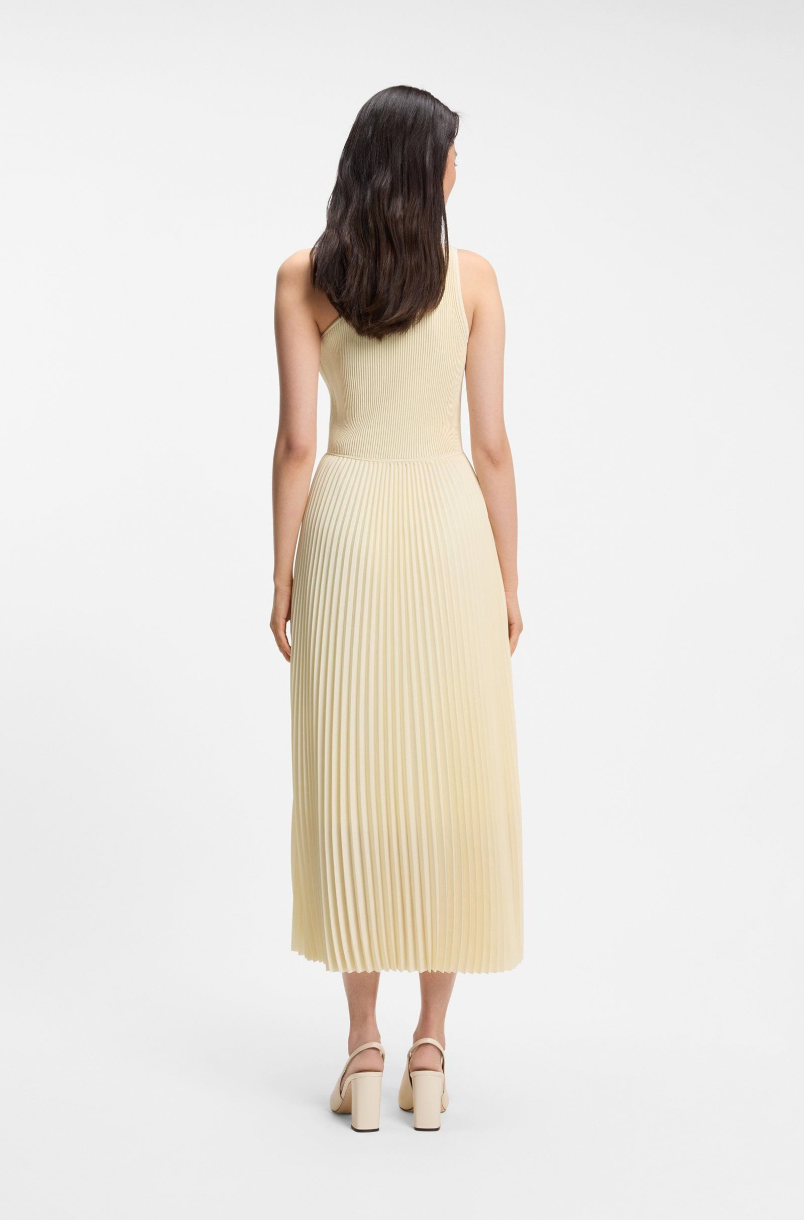 BOSS Jerseykleid Foki mit One-Shoulder-Design (1-tlg)
