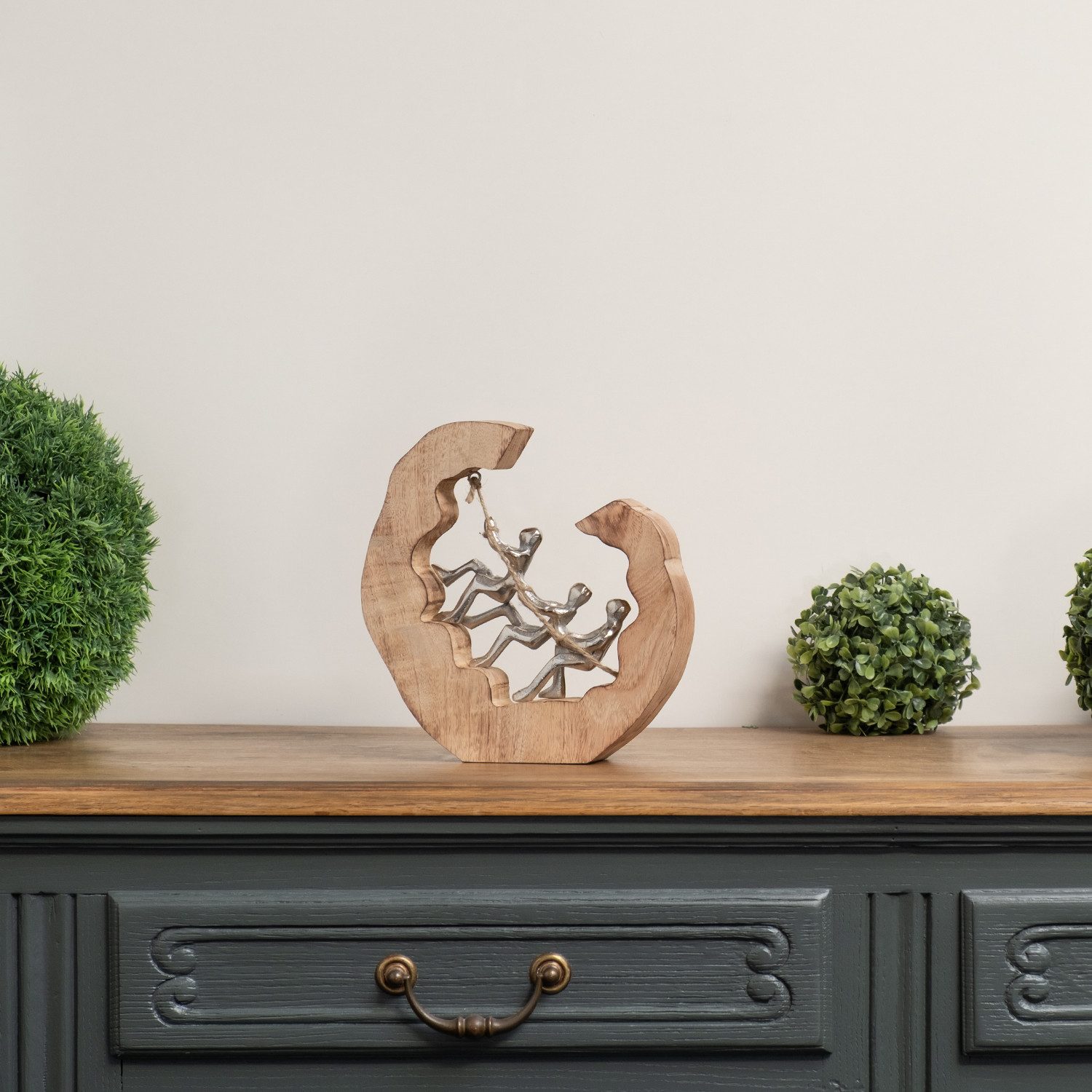 Moritz Skulptur Teamwork-Skulptur Aluminium auf Mangoholz günstig online kaufen