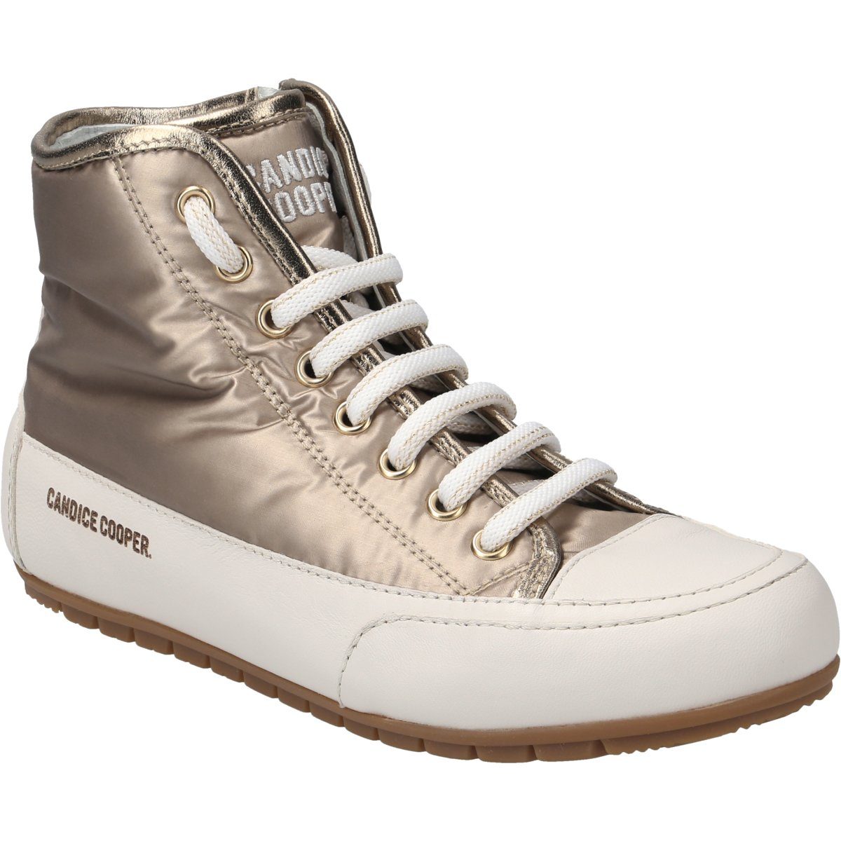 PLUS 102 Sneaker